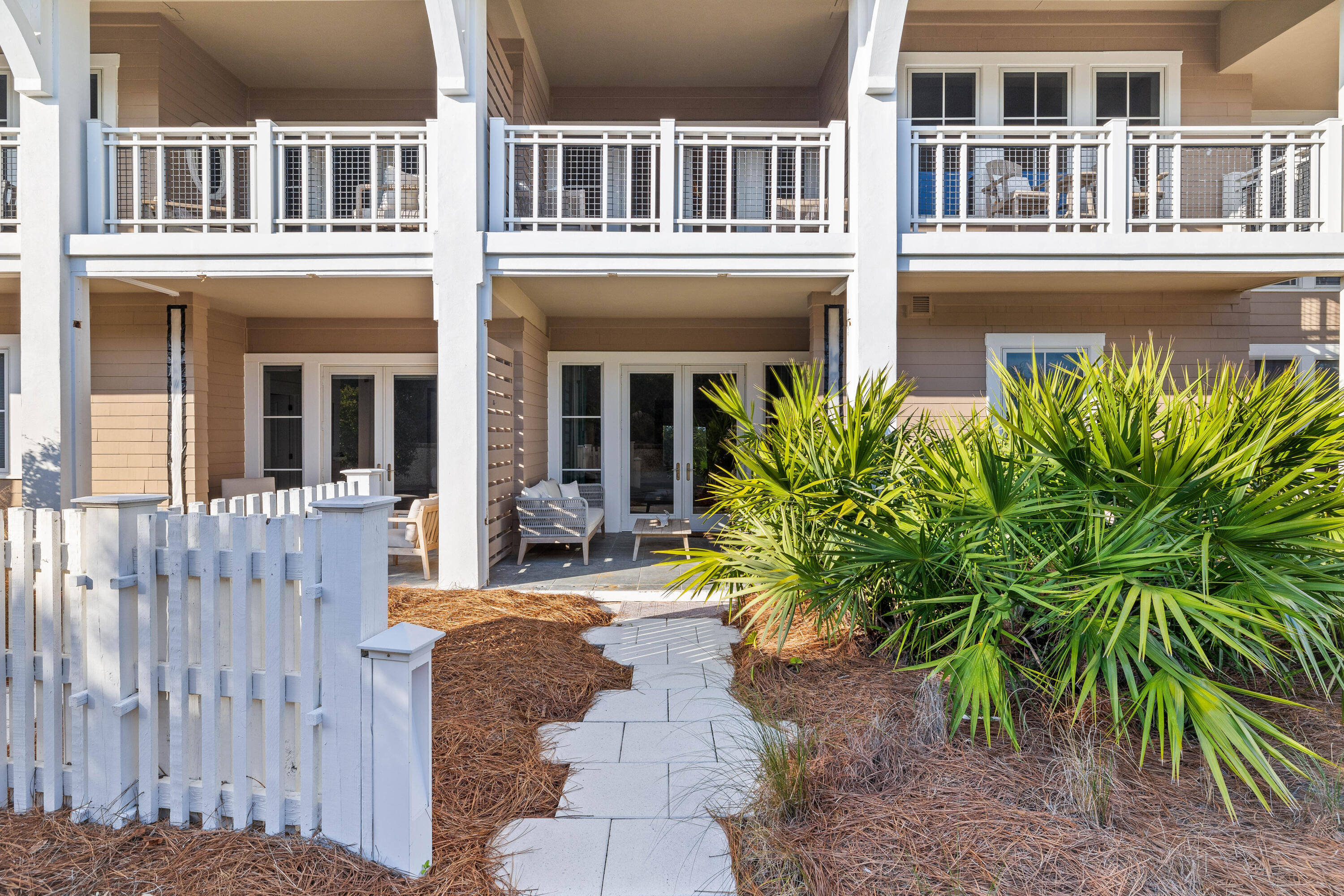 37 Compass Point Way, 108