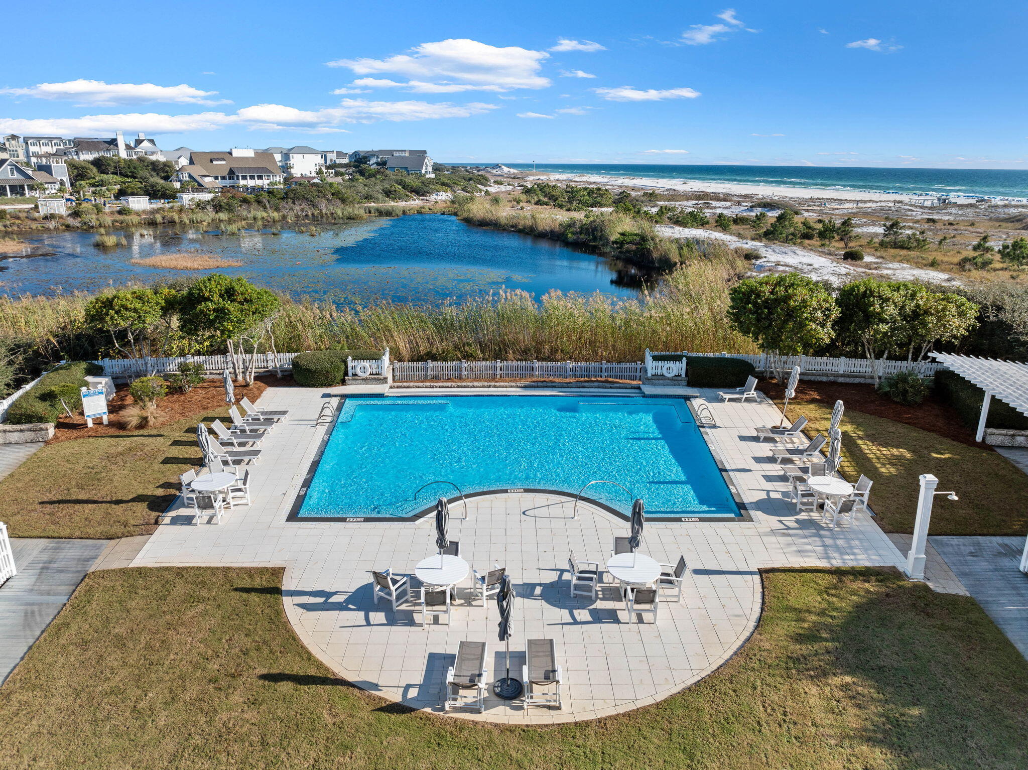 37 Compass Point Way, 108