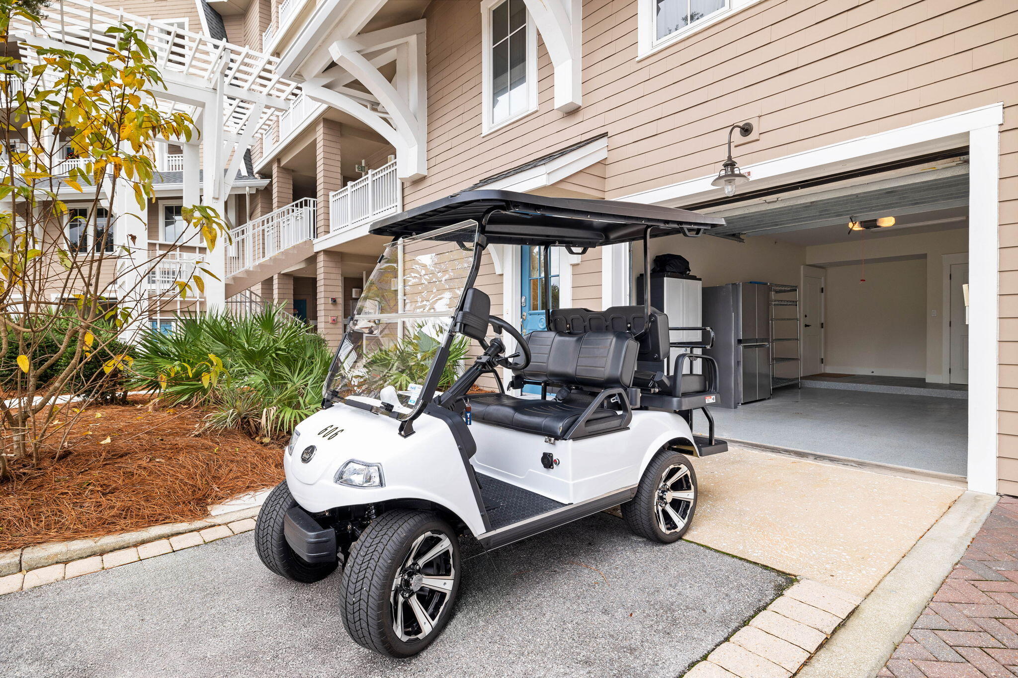 37 Compass Point Way, 108