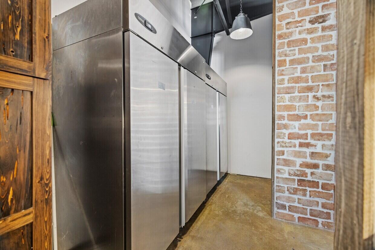 790 N County HWY 393, 1