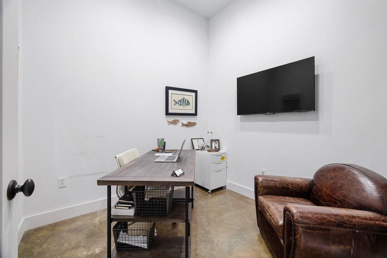 790 N County HWY 393, 1