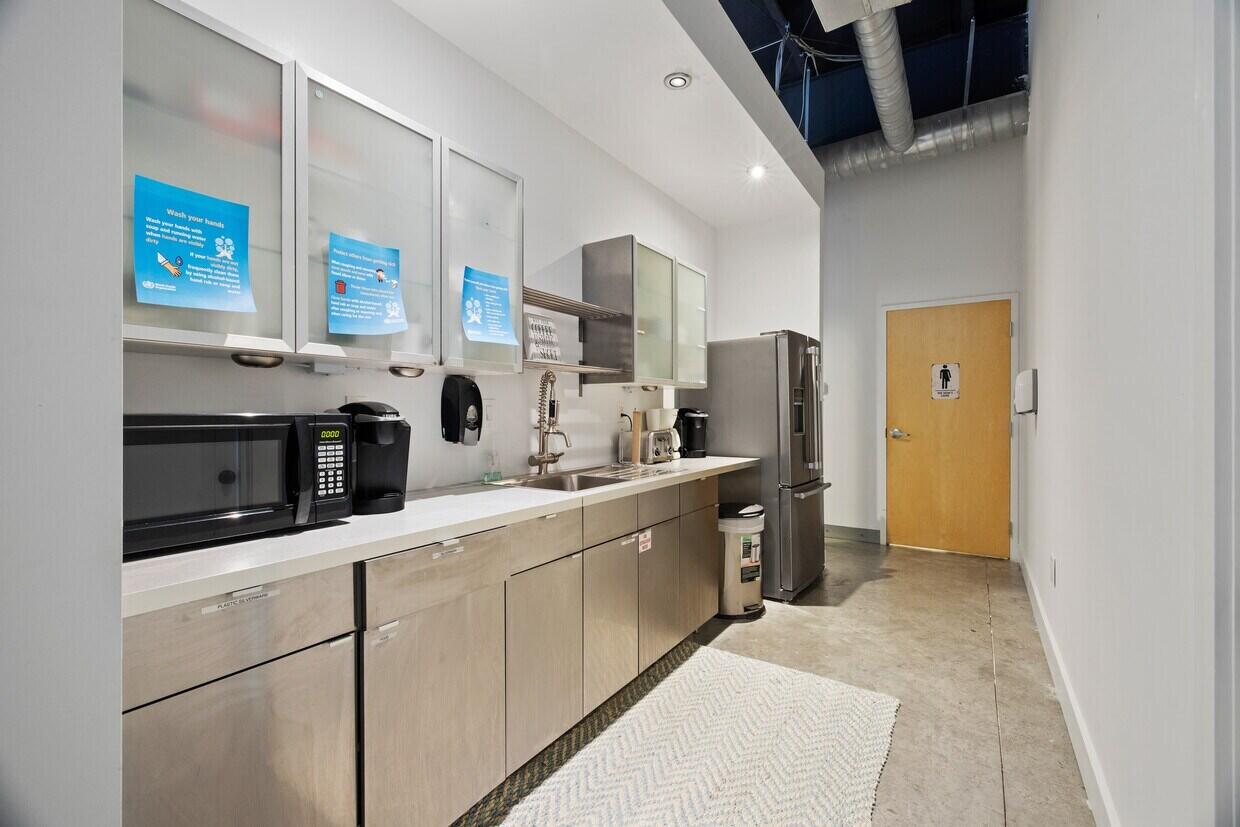 790 N County HWY 393, 1