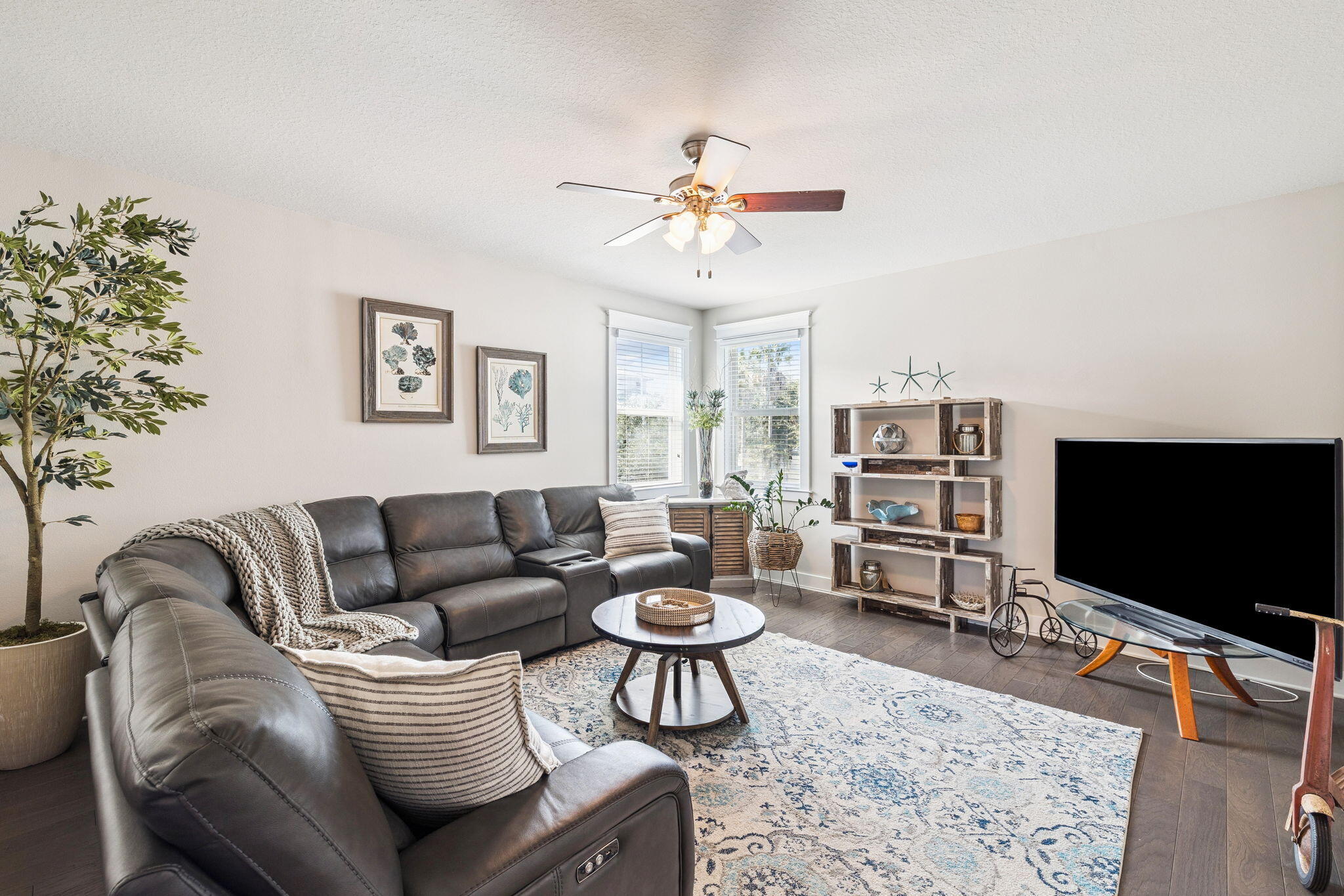 65 S Grande Pointe Drive