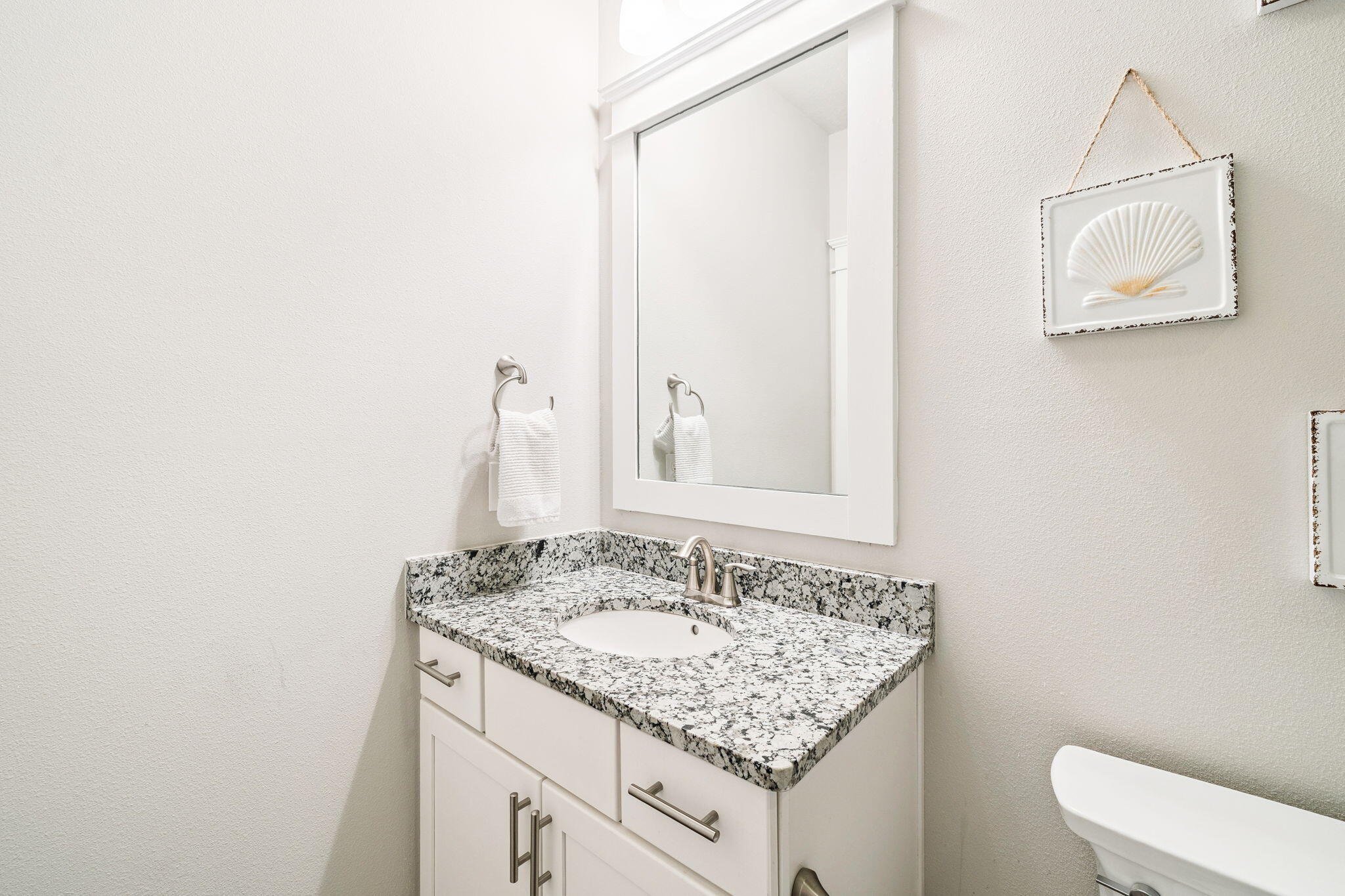 65 S Grande Pointe Drive