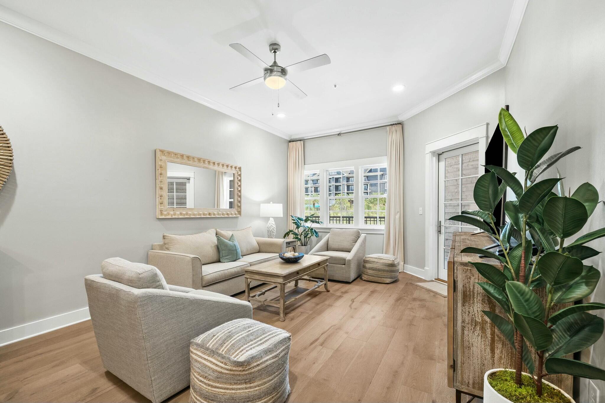 100 Matthew Boulevard, 213