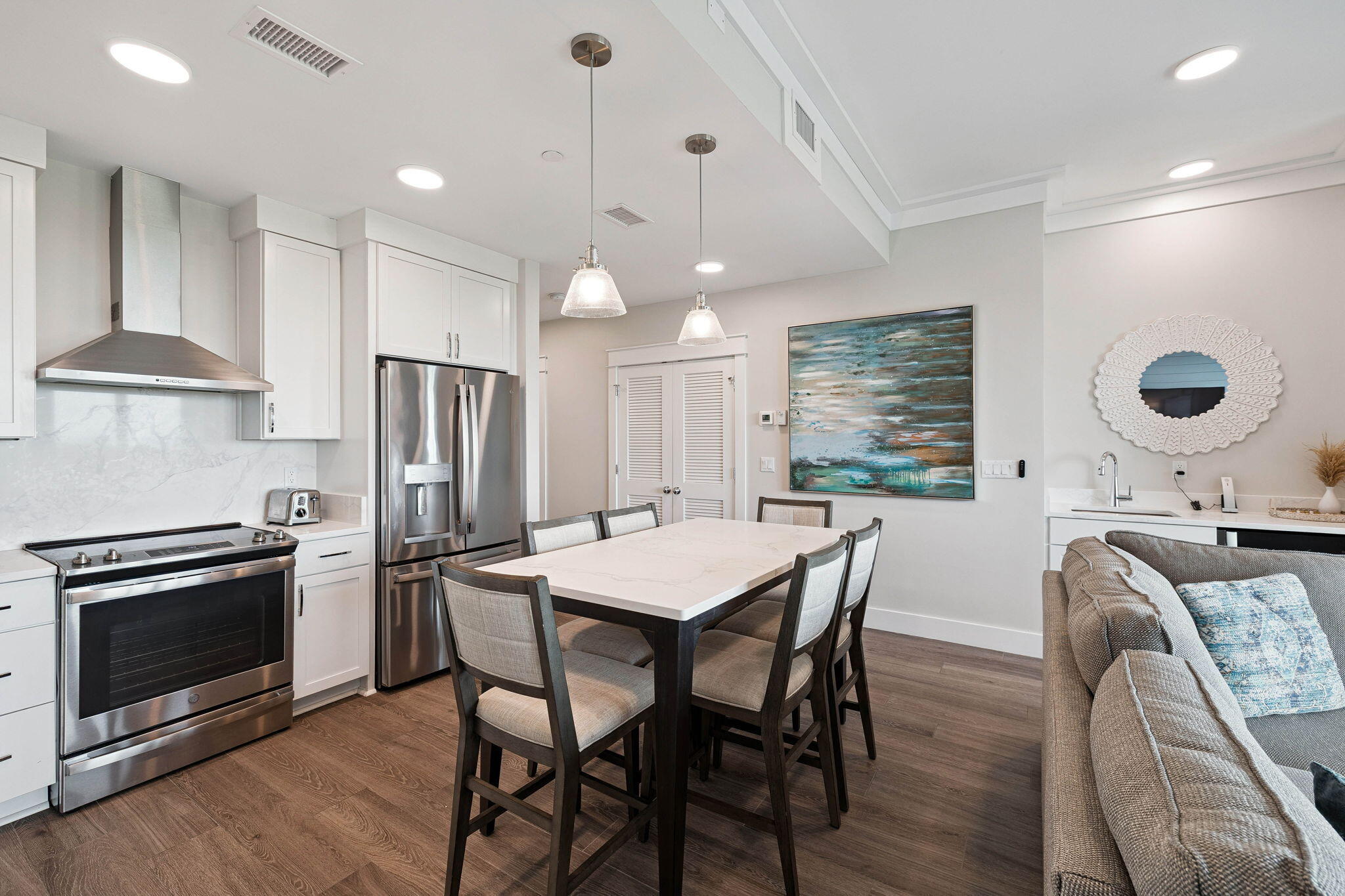 202 Henderson Resort Way, 1303