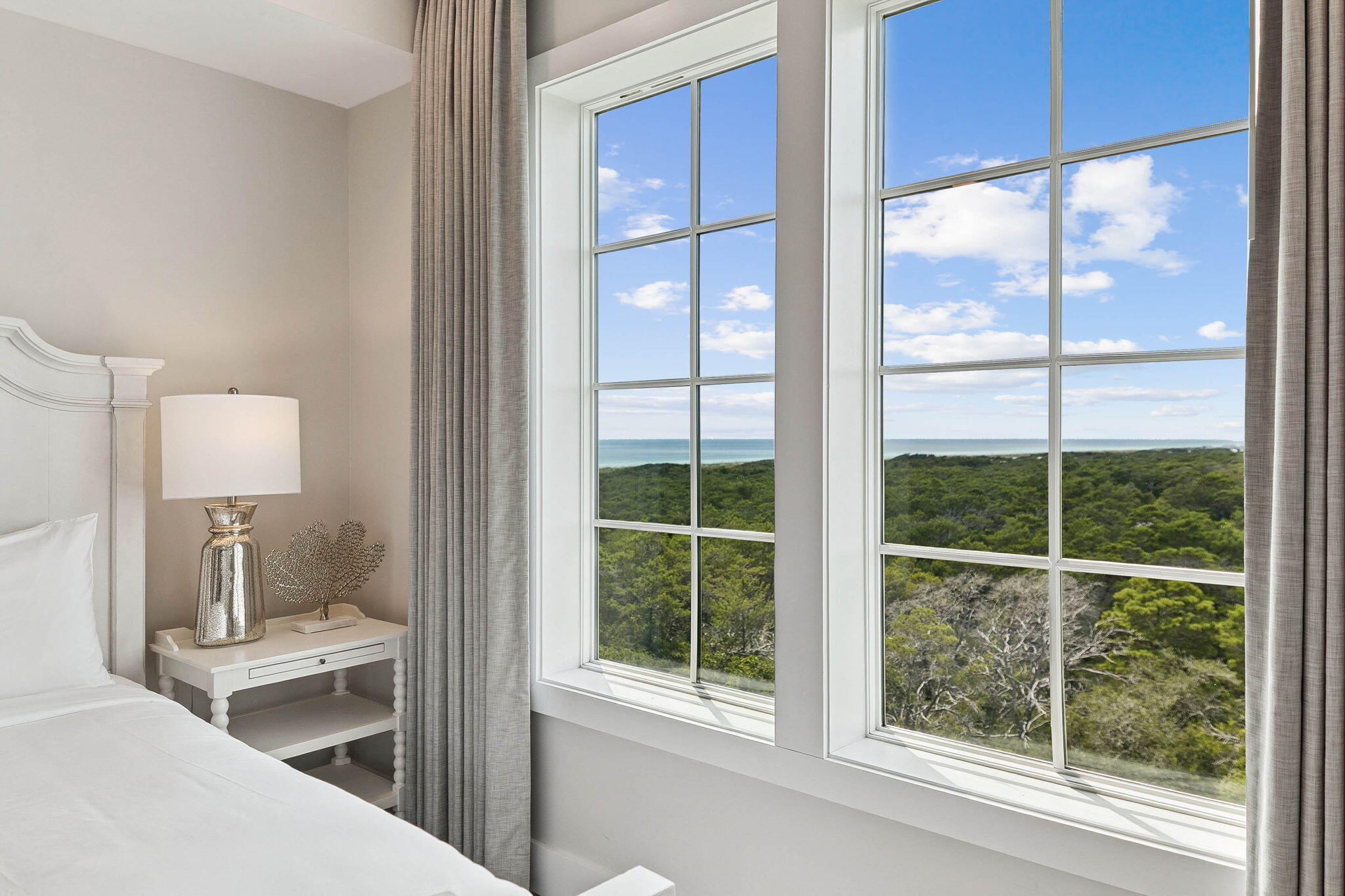 202 Henderson Resort Way, 1303