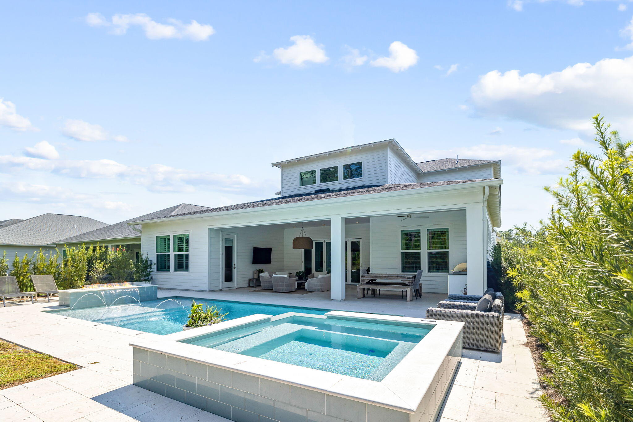 394 W Lafayette Road