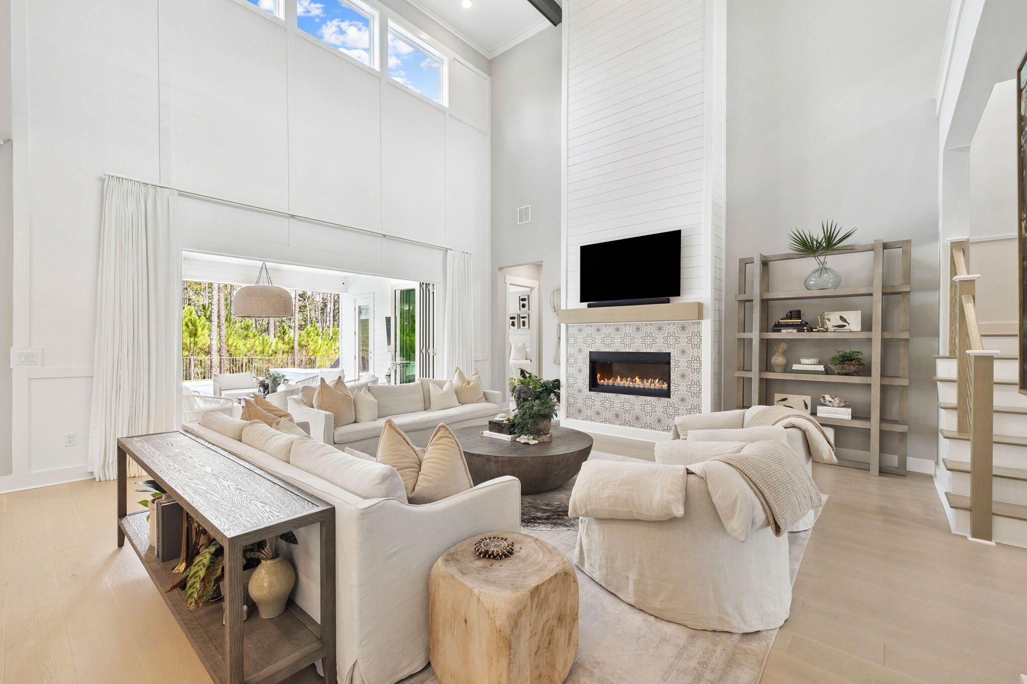 394 W Lafayette Road