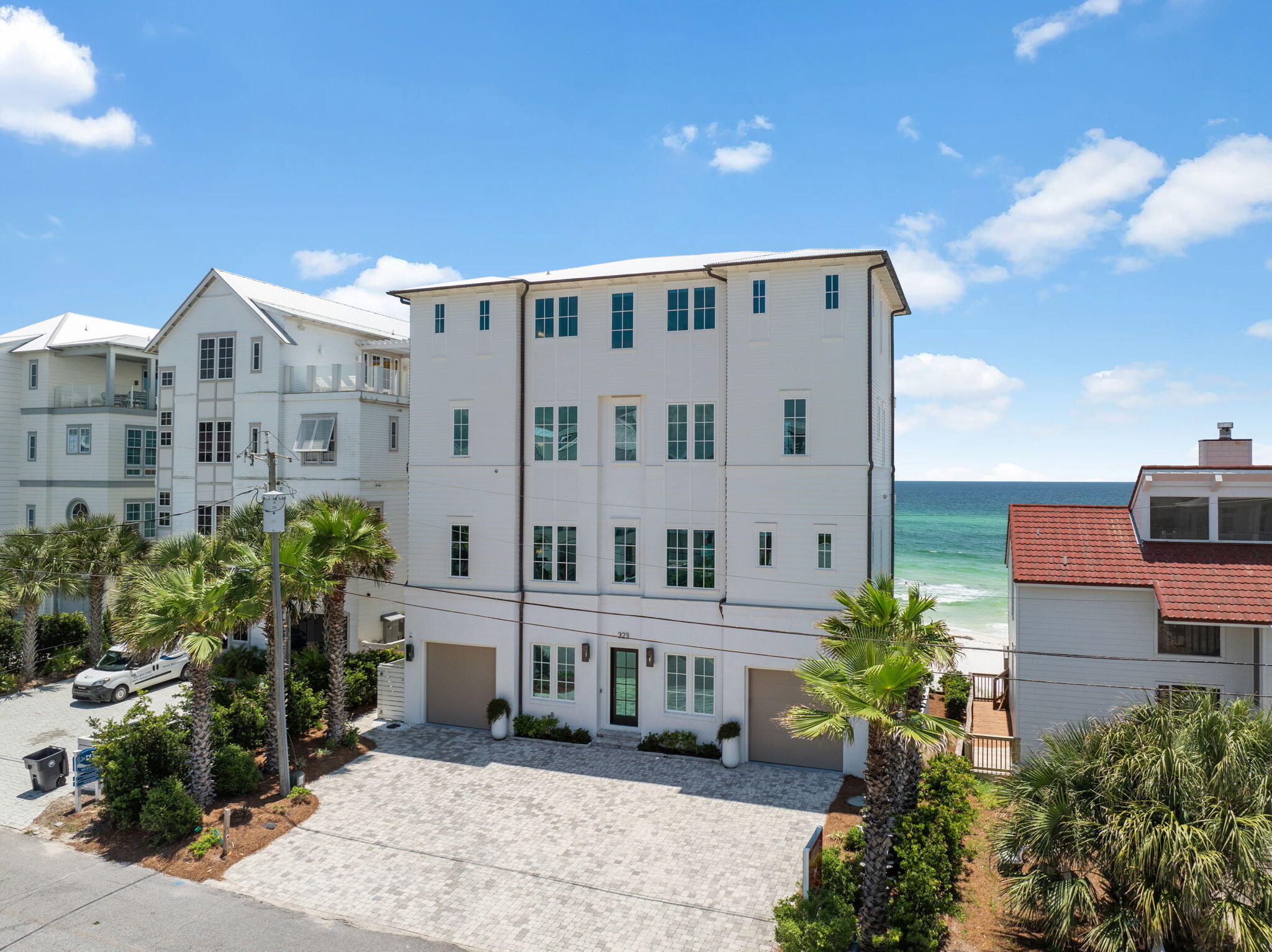 323 Pompano Street