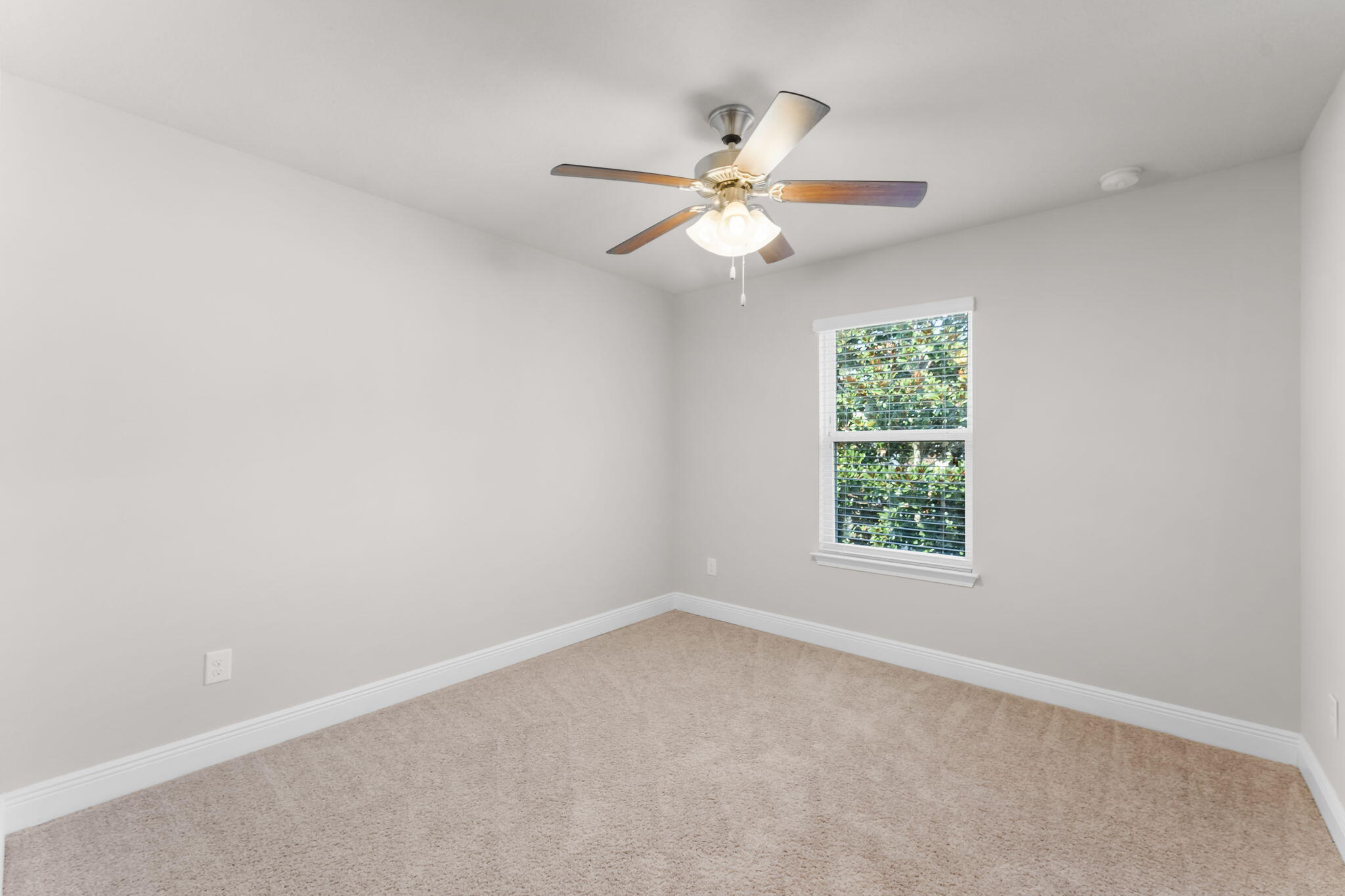 163 Mosaic Oaks Circle