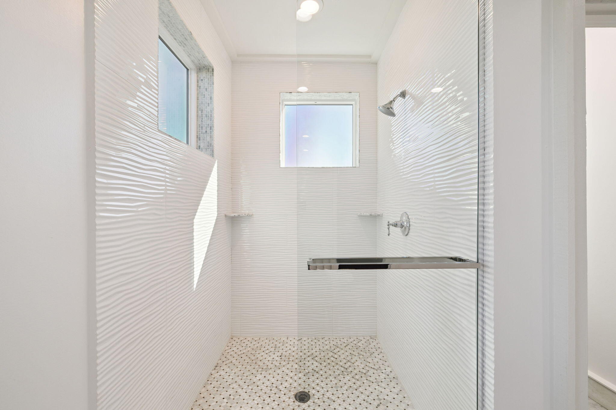 425 Beachfront Trail