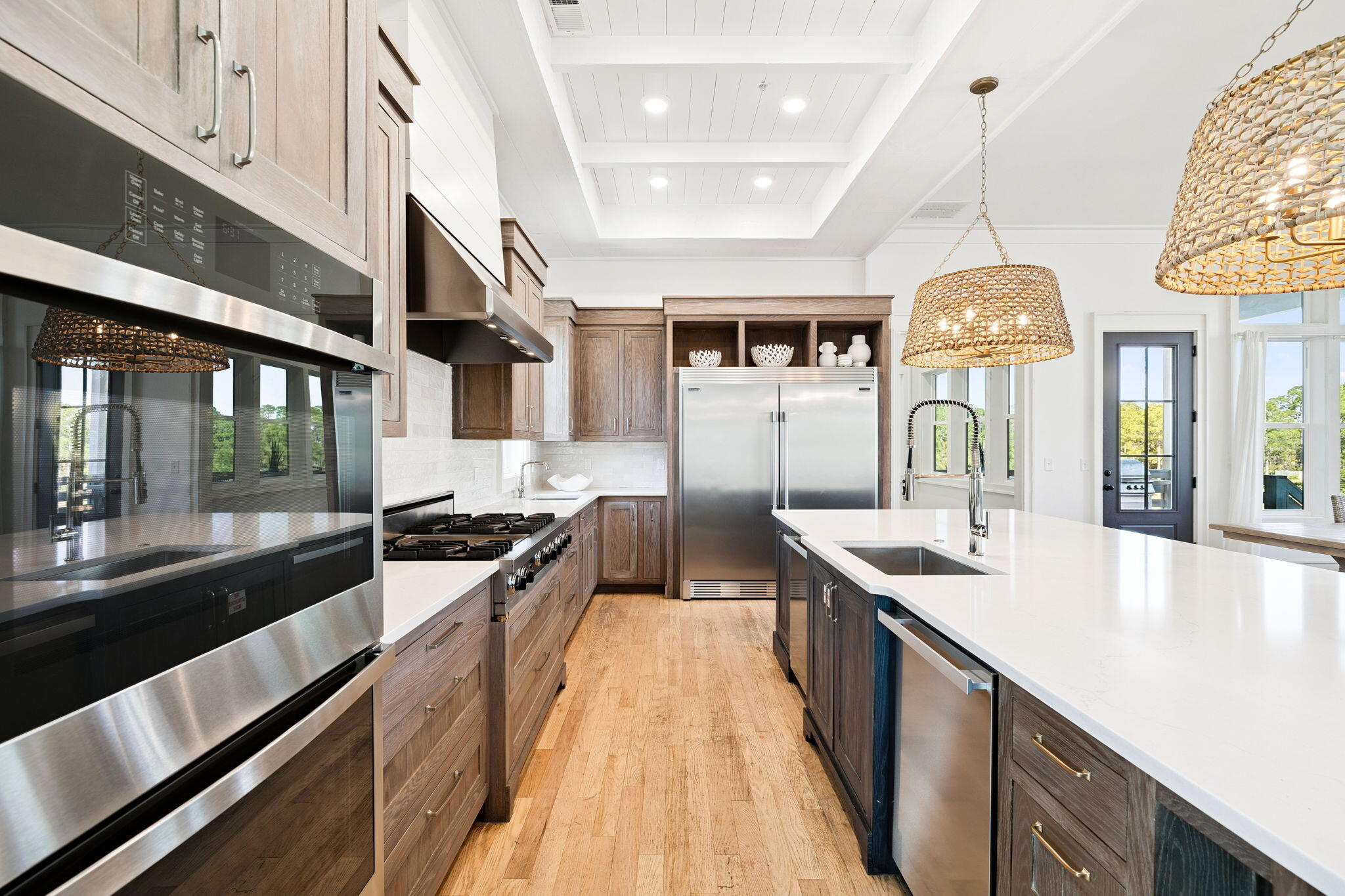 425 Beachfront Trail