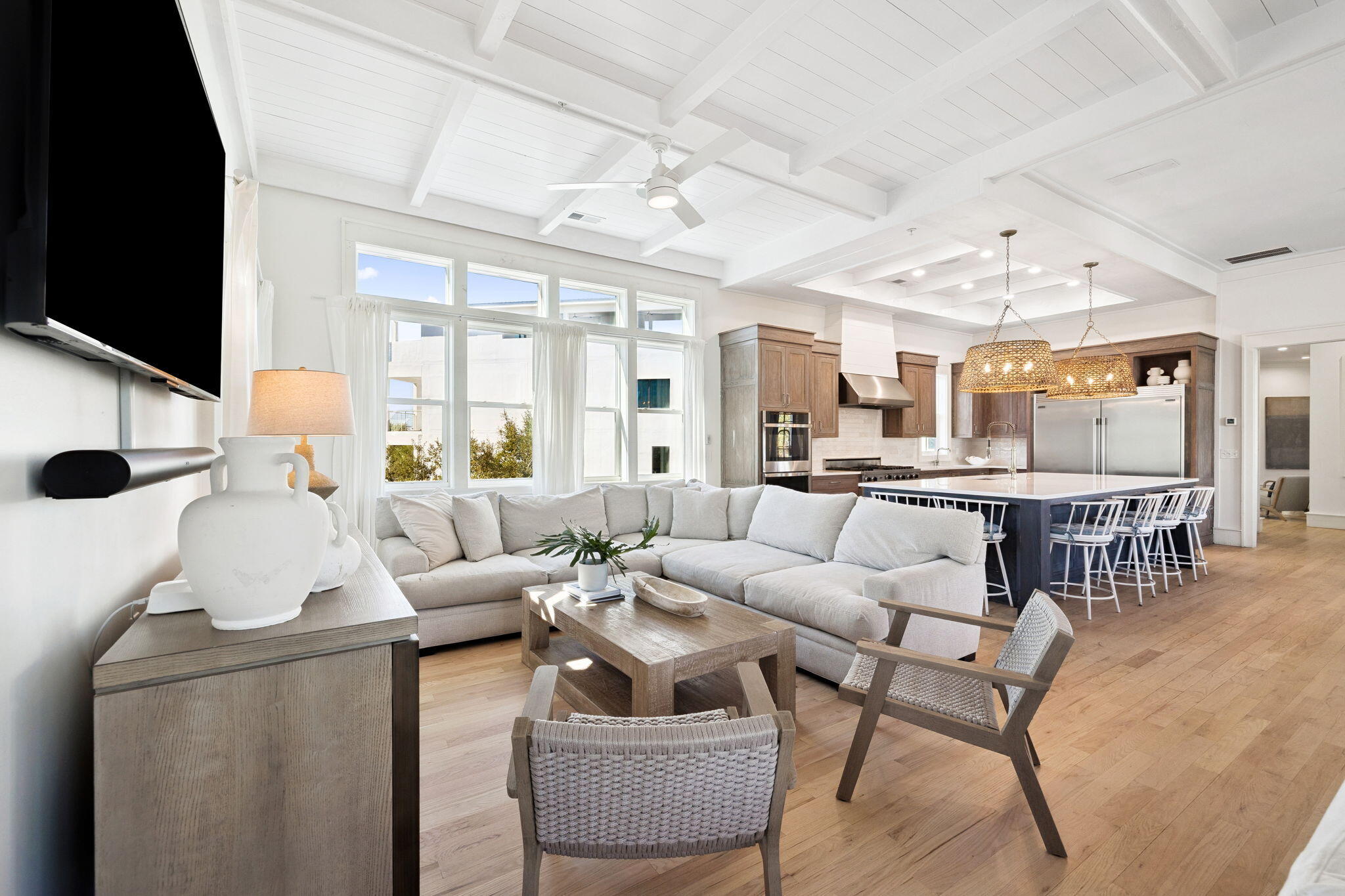 425 Beachfront Trail