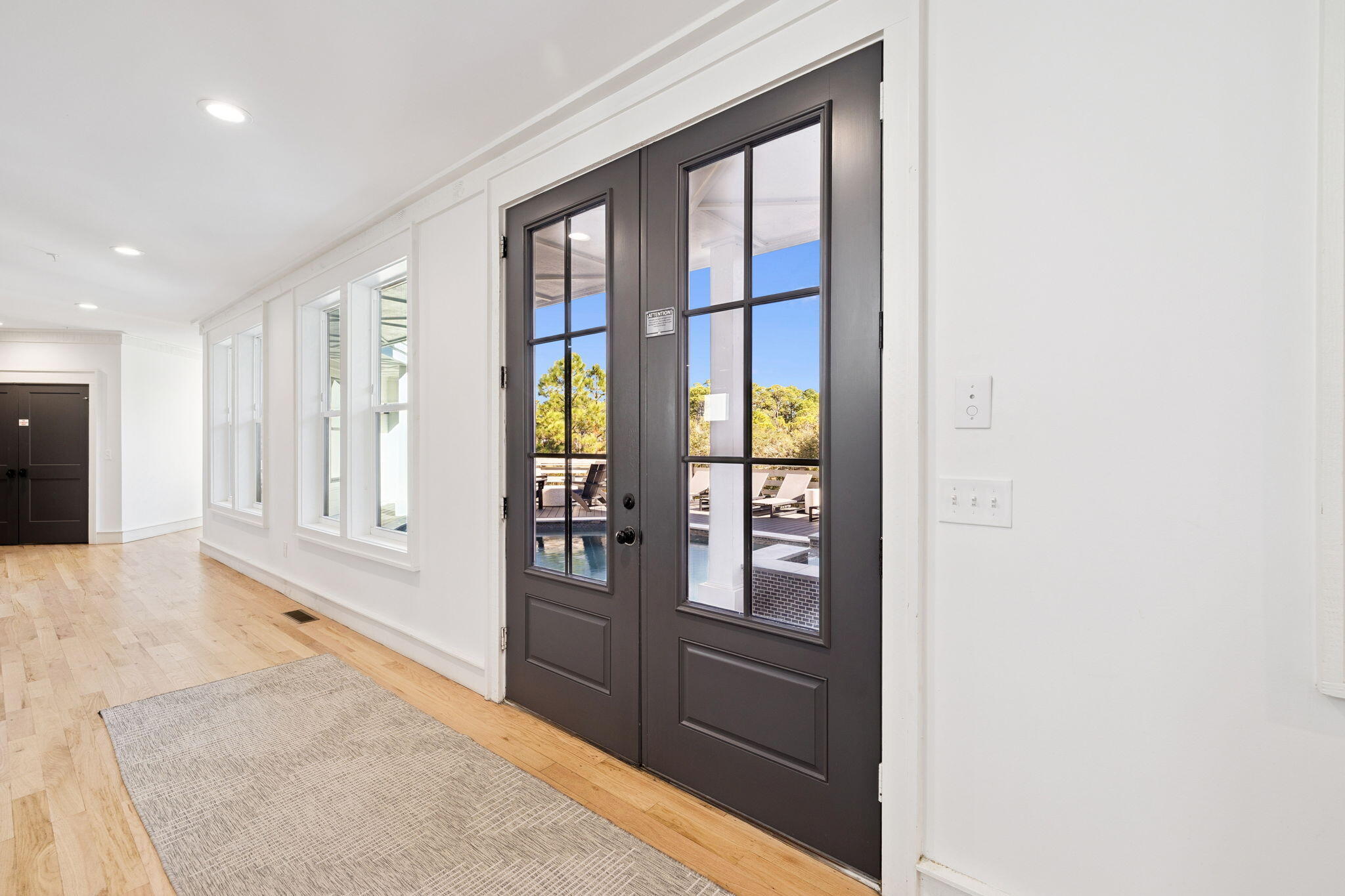 425 Beachfront Trail