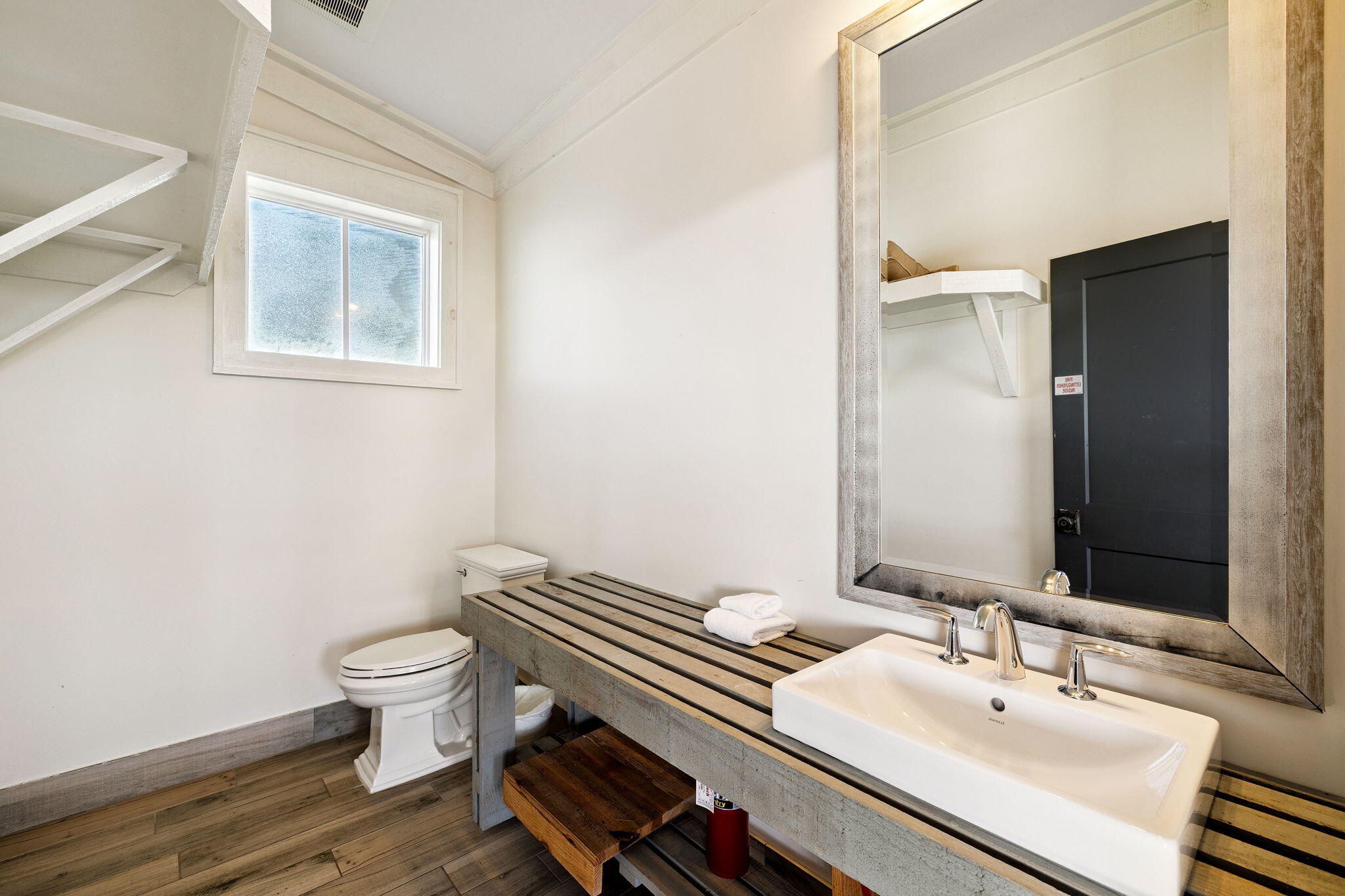 425 Beachfront Trail