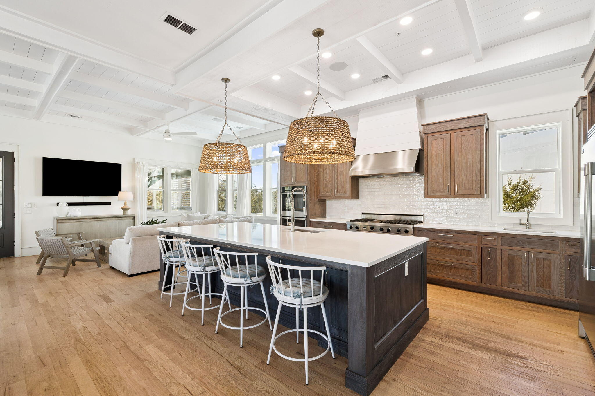 425 Beachfront Trail