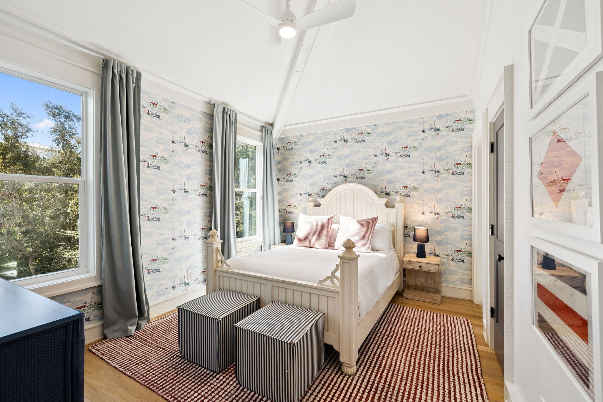 425 Beachfront Trail