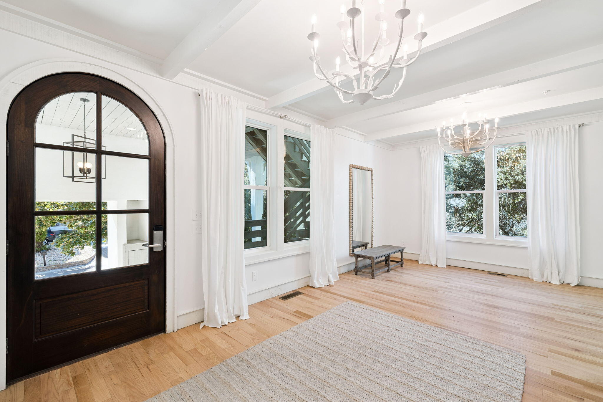 425 Beachfront Trail