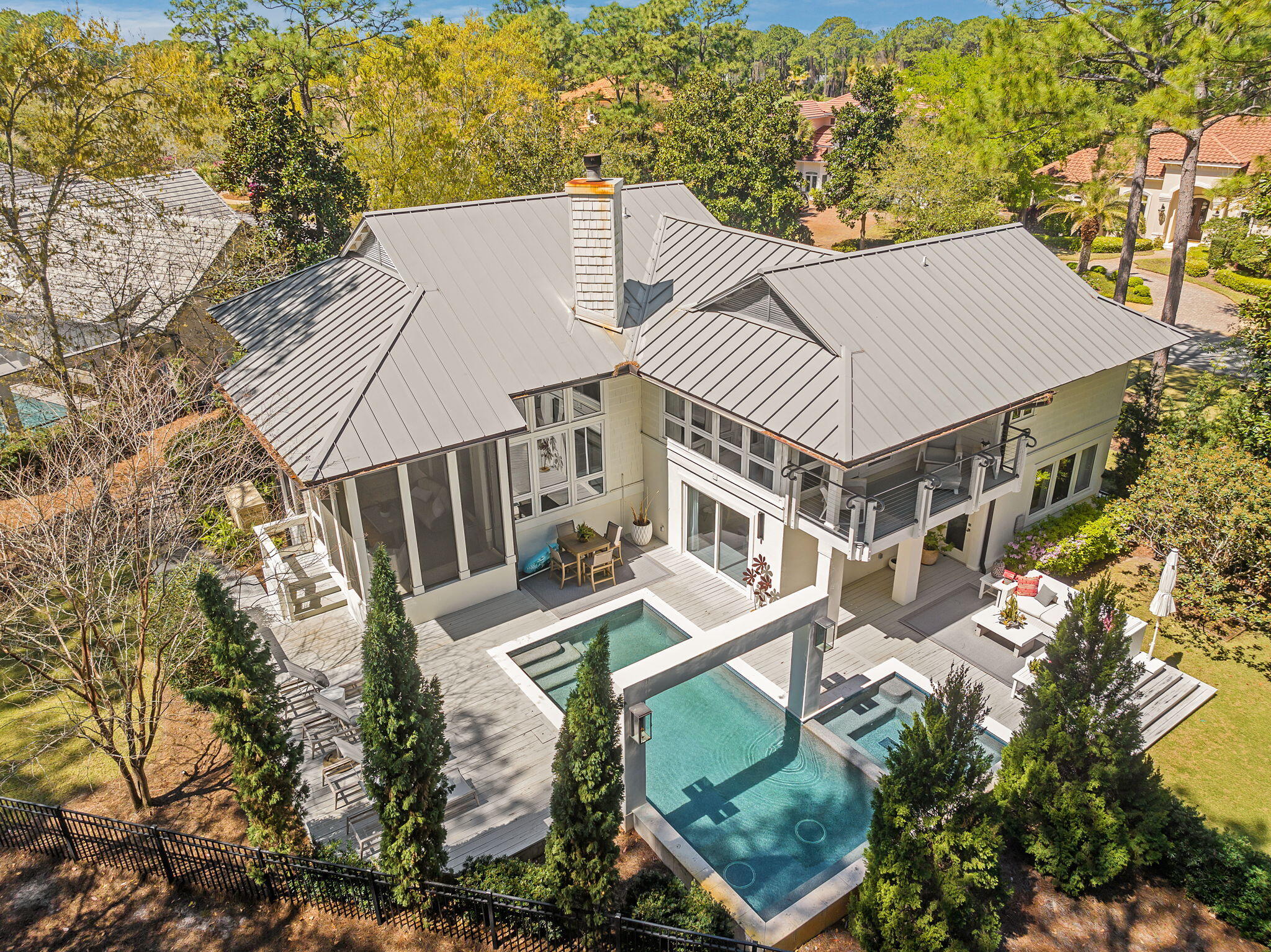 2932 Pine Valley Drive