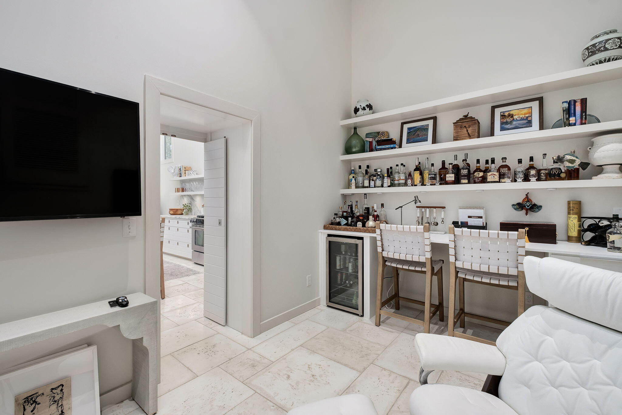 2932 Pine Valley Drive