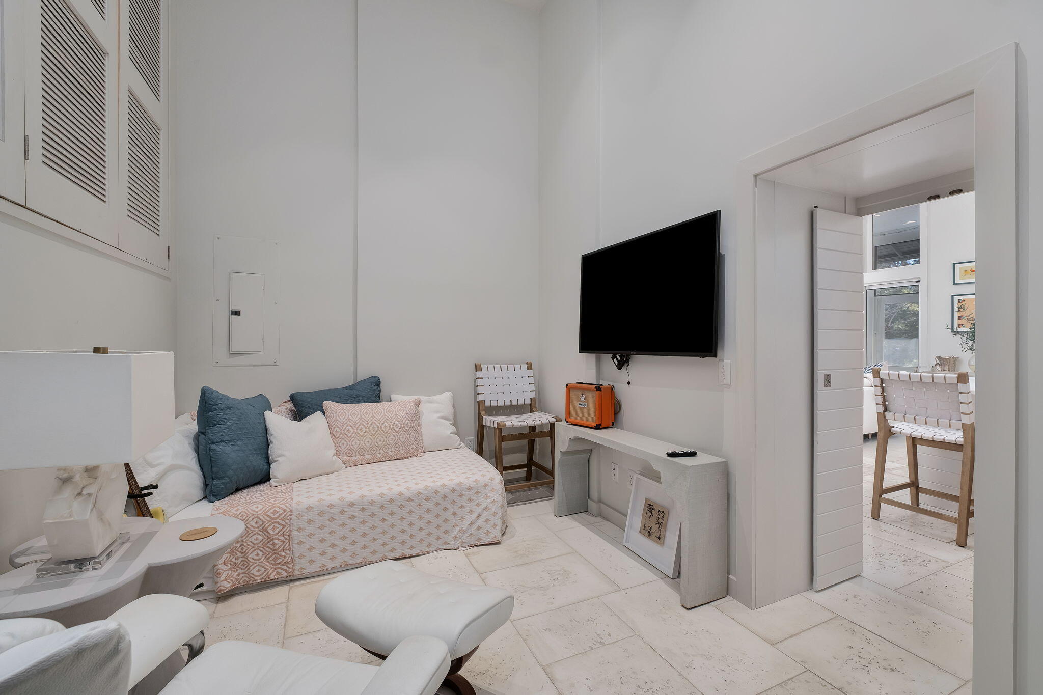 2932 Pine Valley Drive