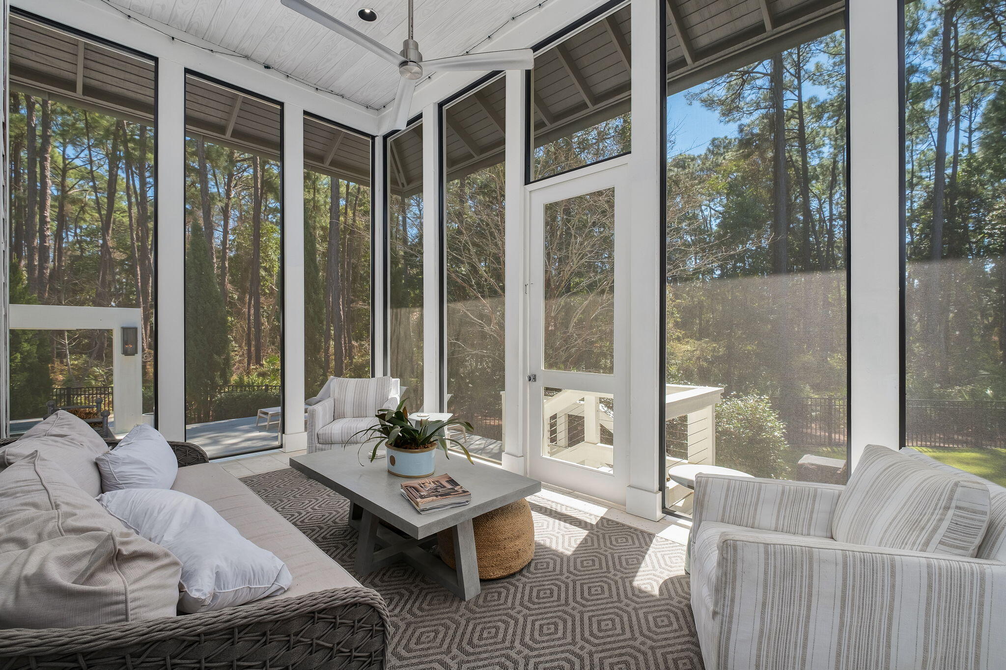 2932 Pine Valley Drive