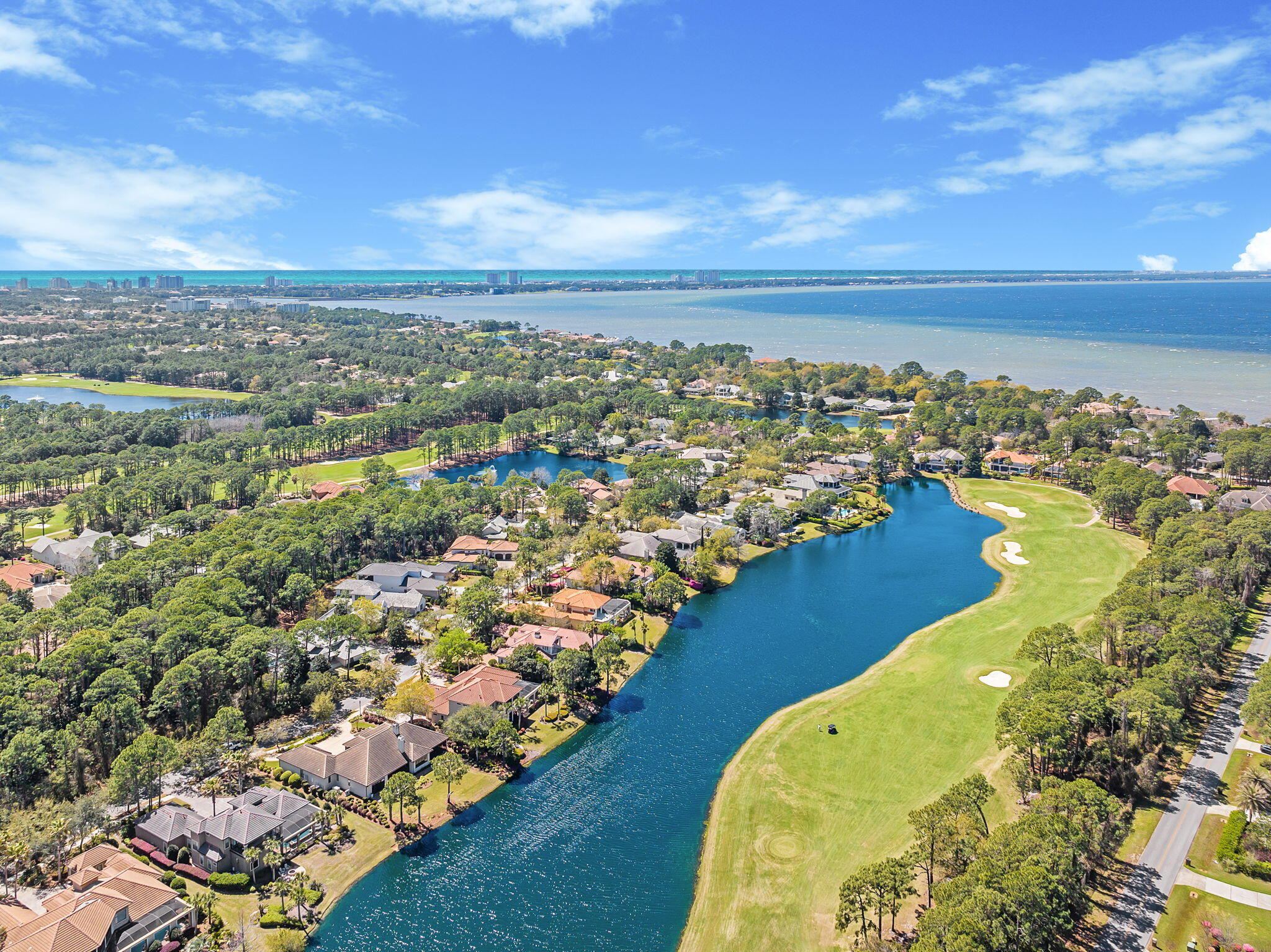 2932 Pine Valley Drive