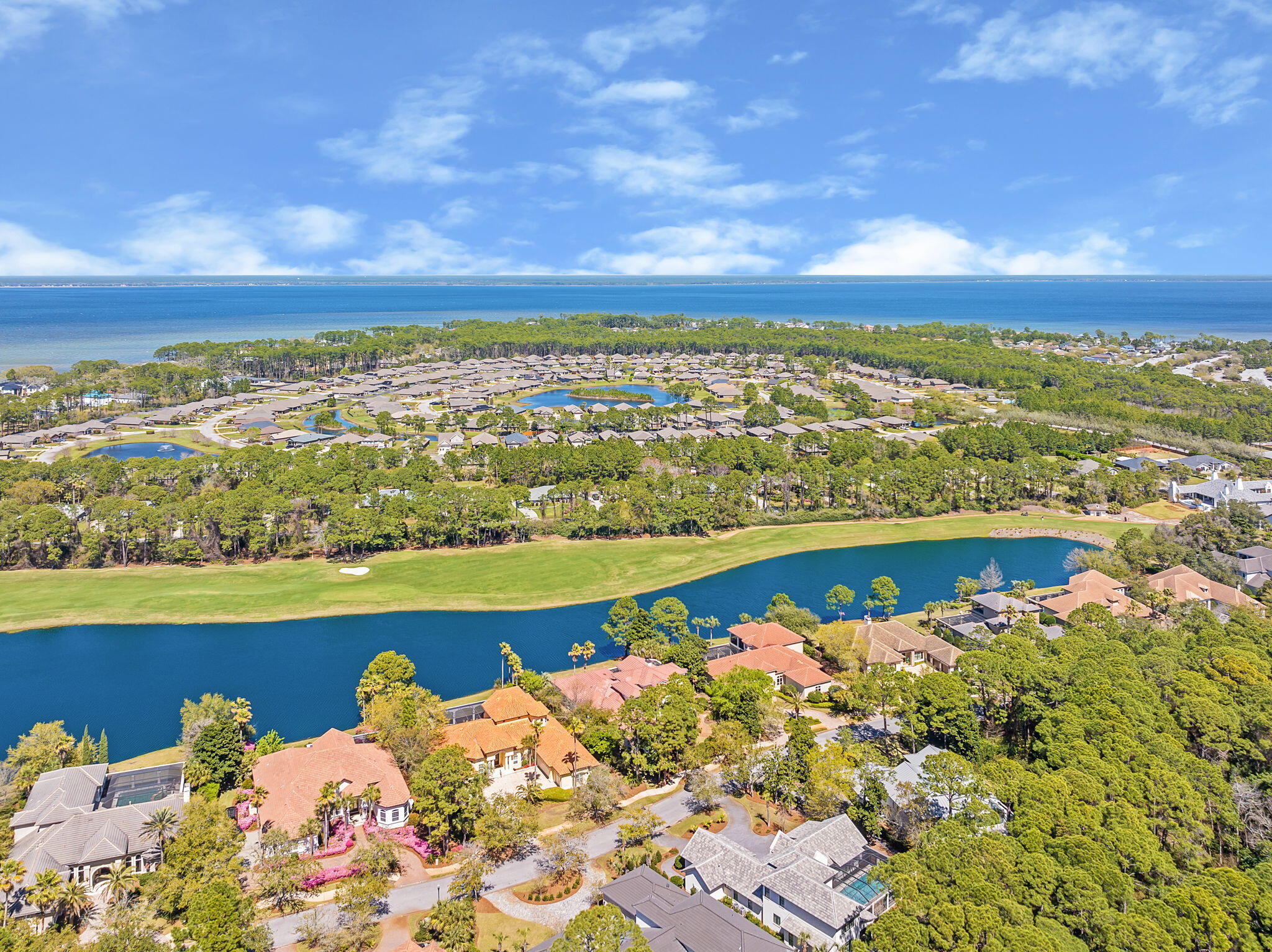 2932 Pine Valley Drive