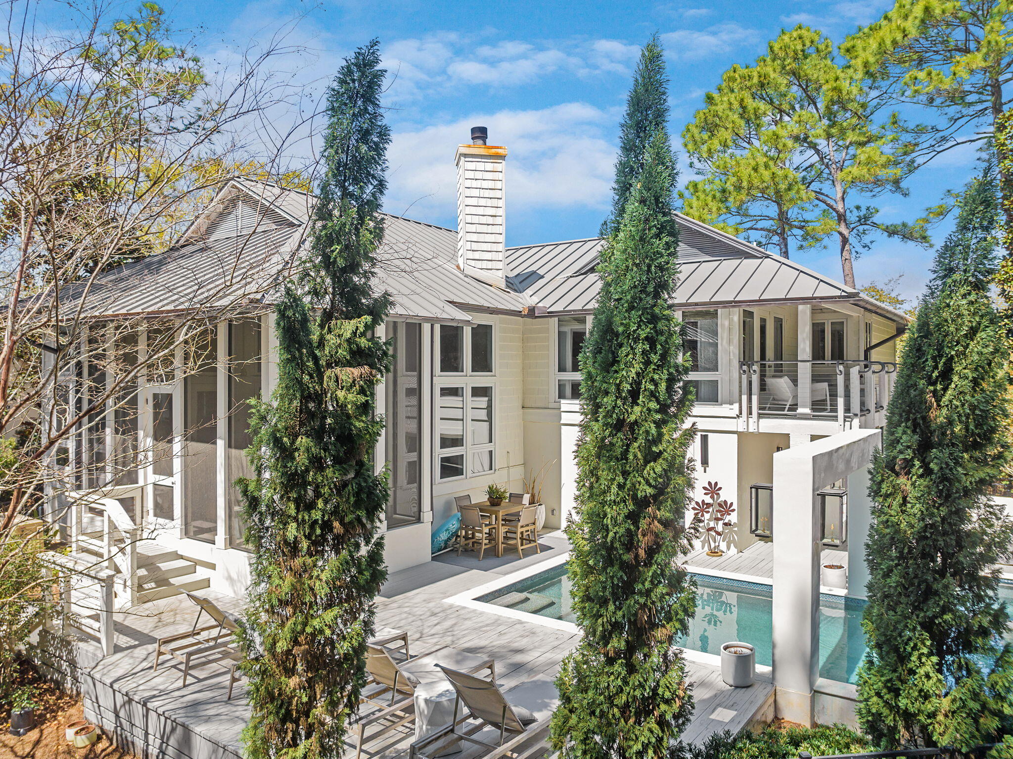 2932 Pine Valley Drive