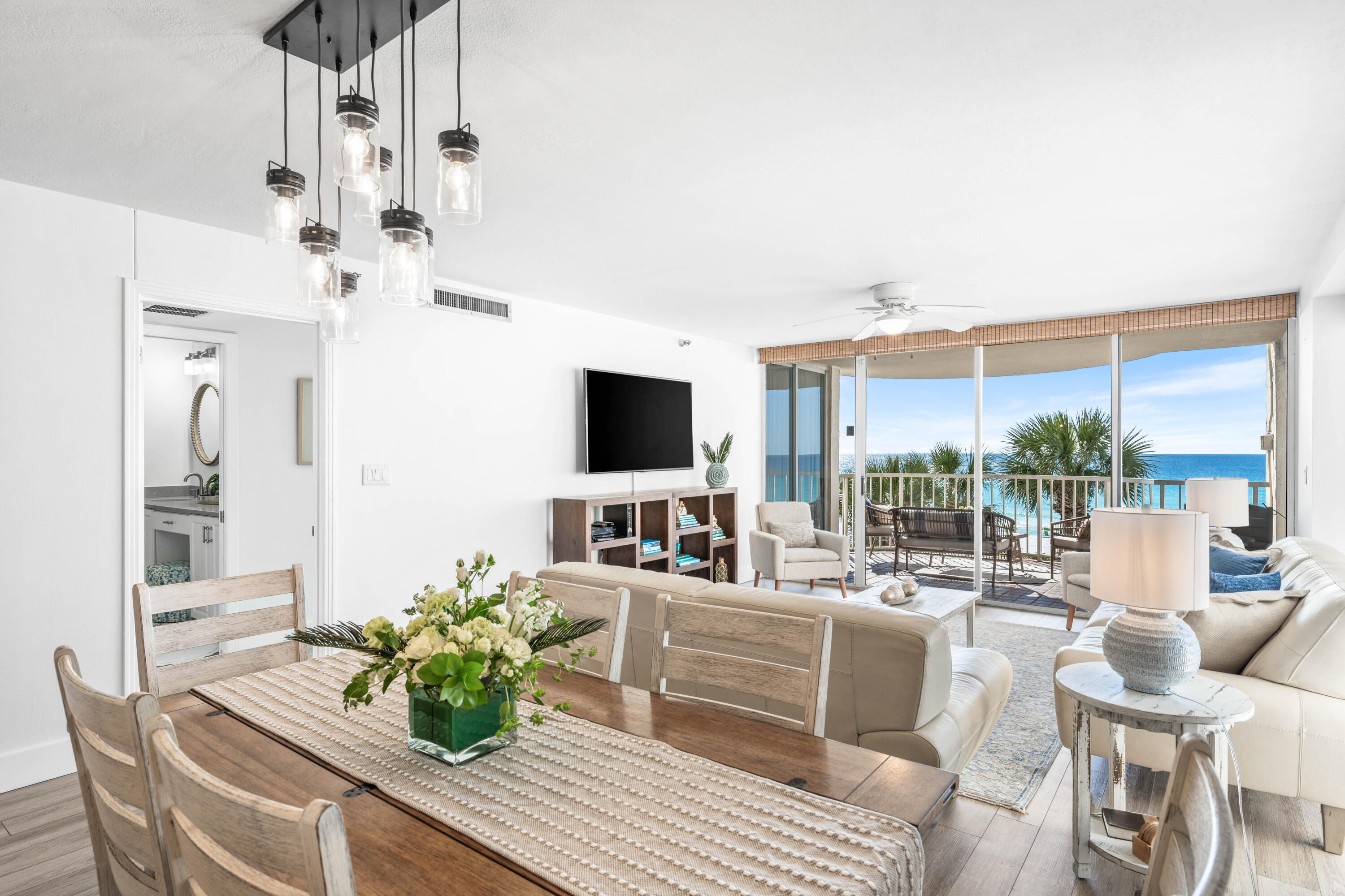 9815 US Hwy 98 W A306