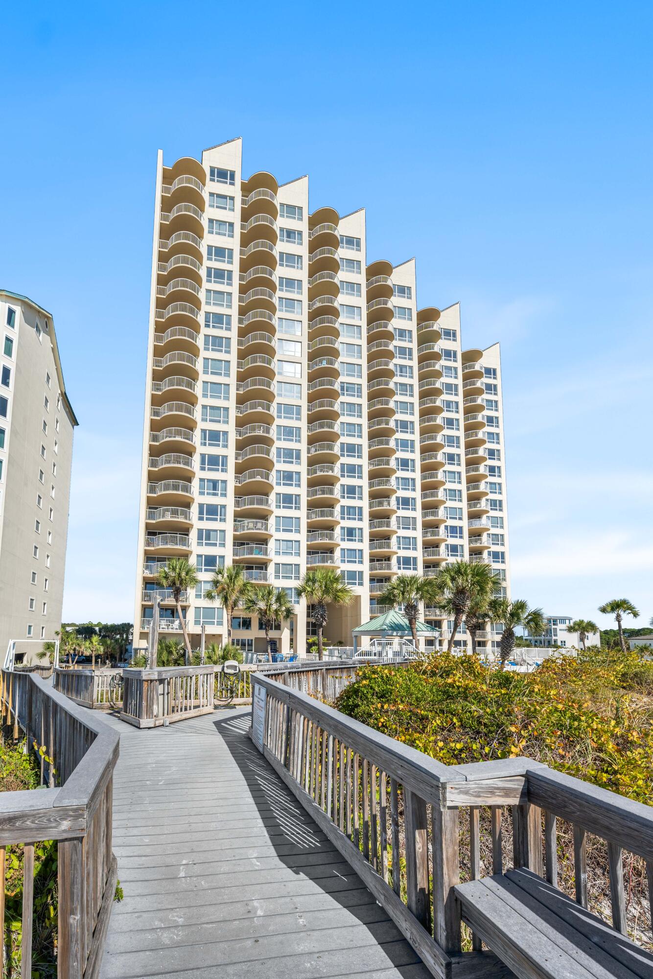 9815 US Hwy 98 W A306