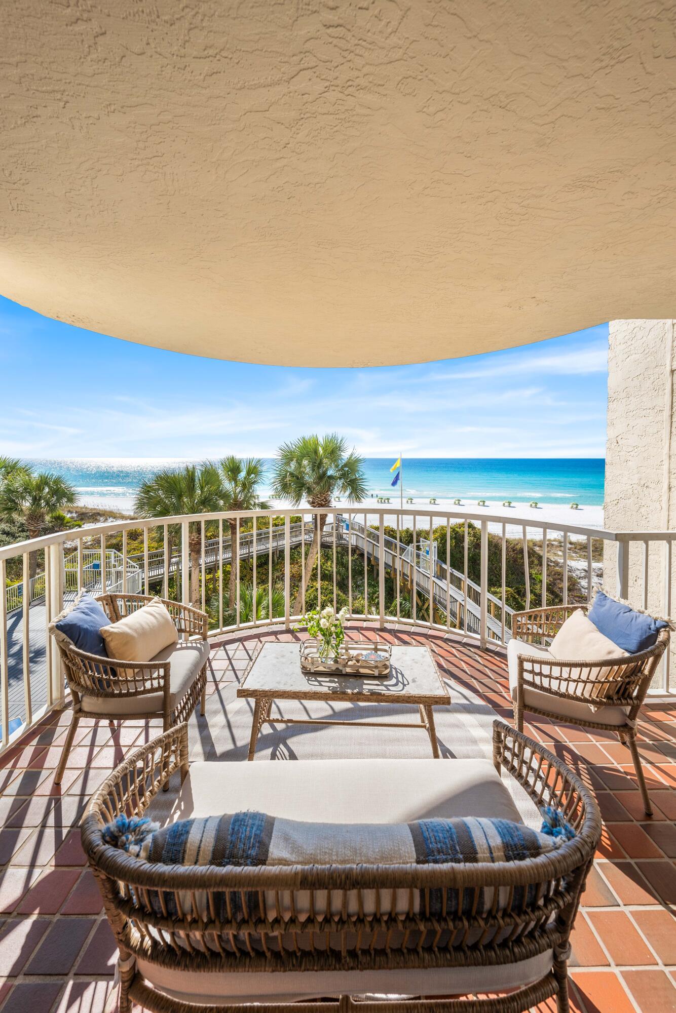 9815 US Hwy 98 W A306