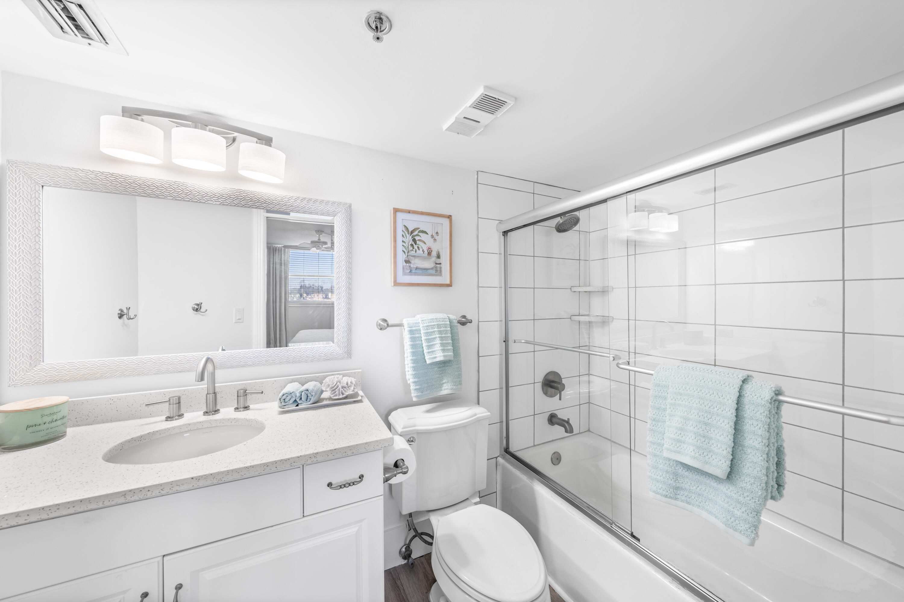 9815 US Hwy 98 W A306