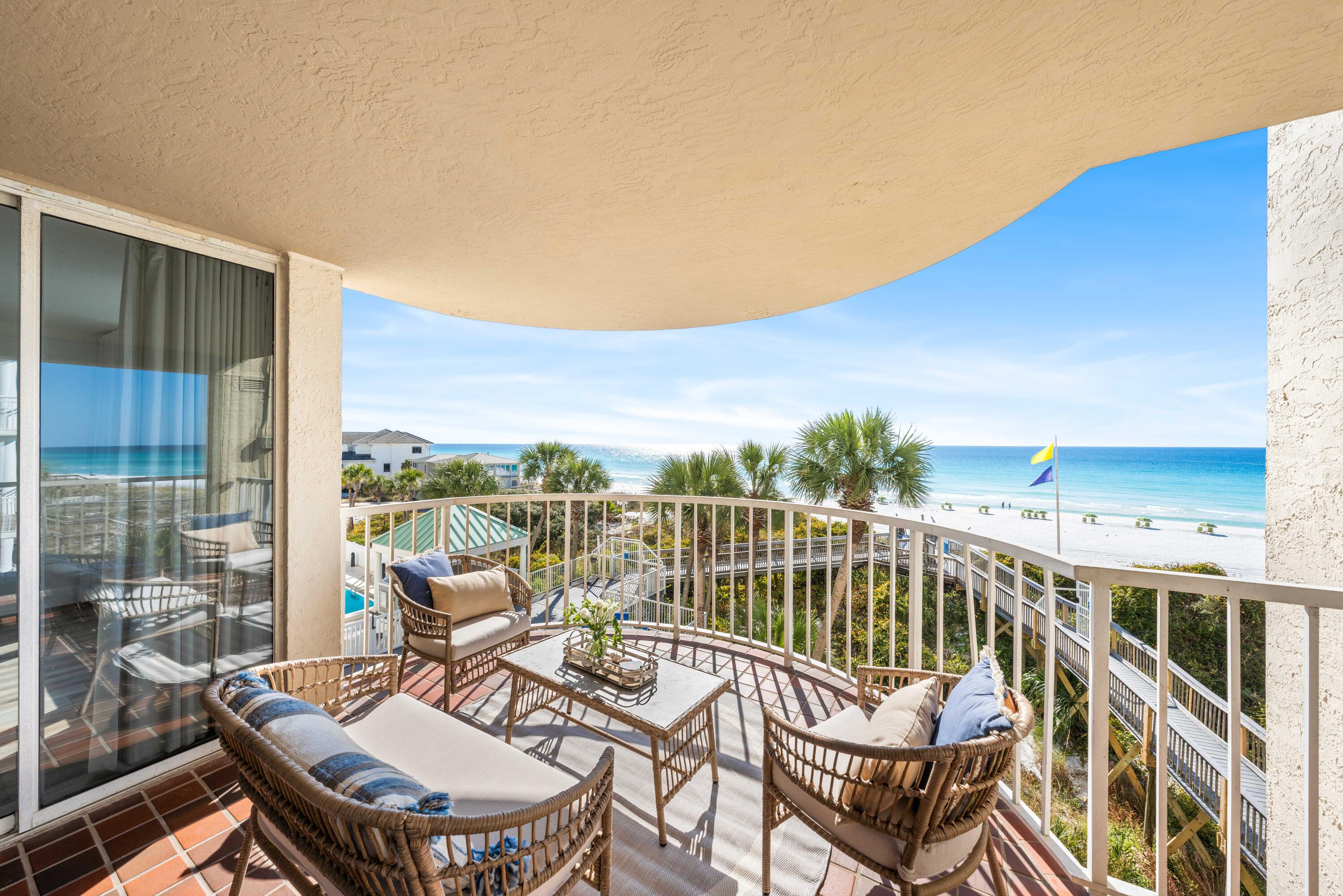 9815 US Hwy 98 W A306