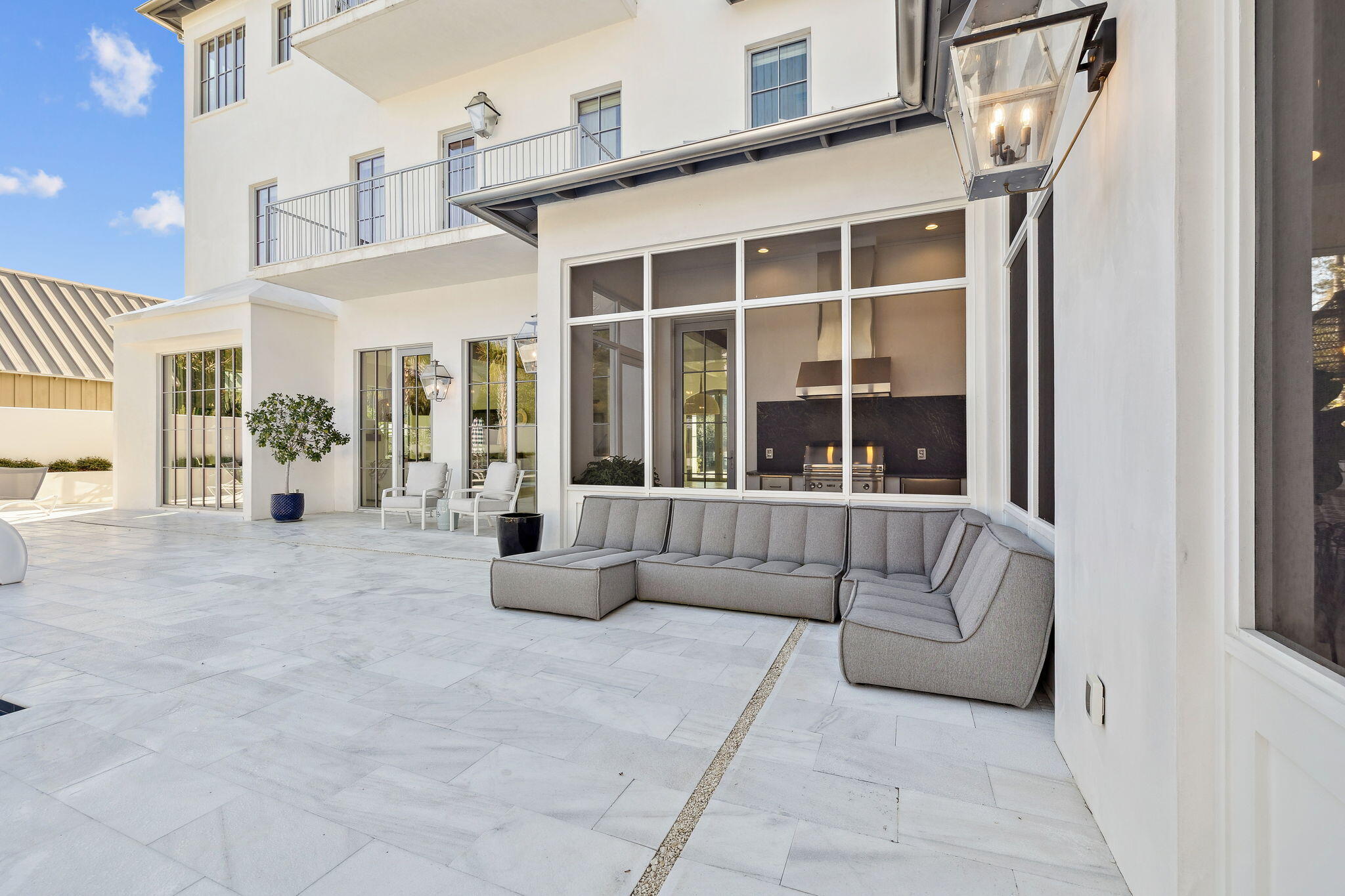 306 Walton Rose Lane