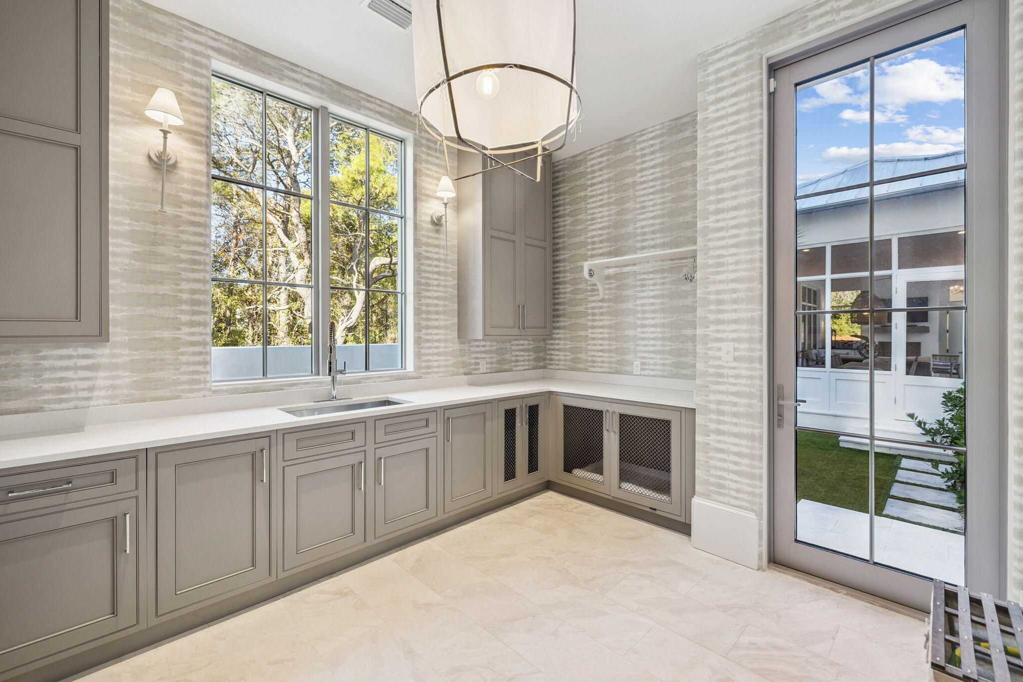 306 Walton Rose Lane