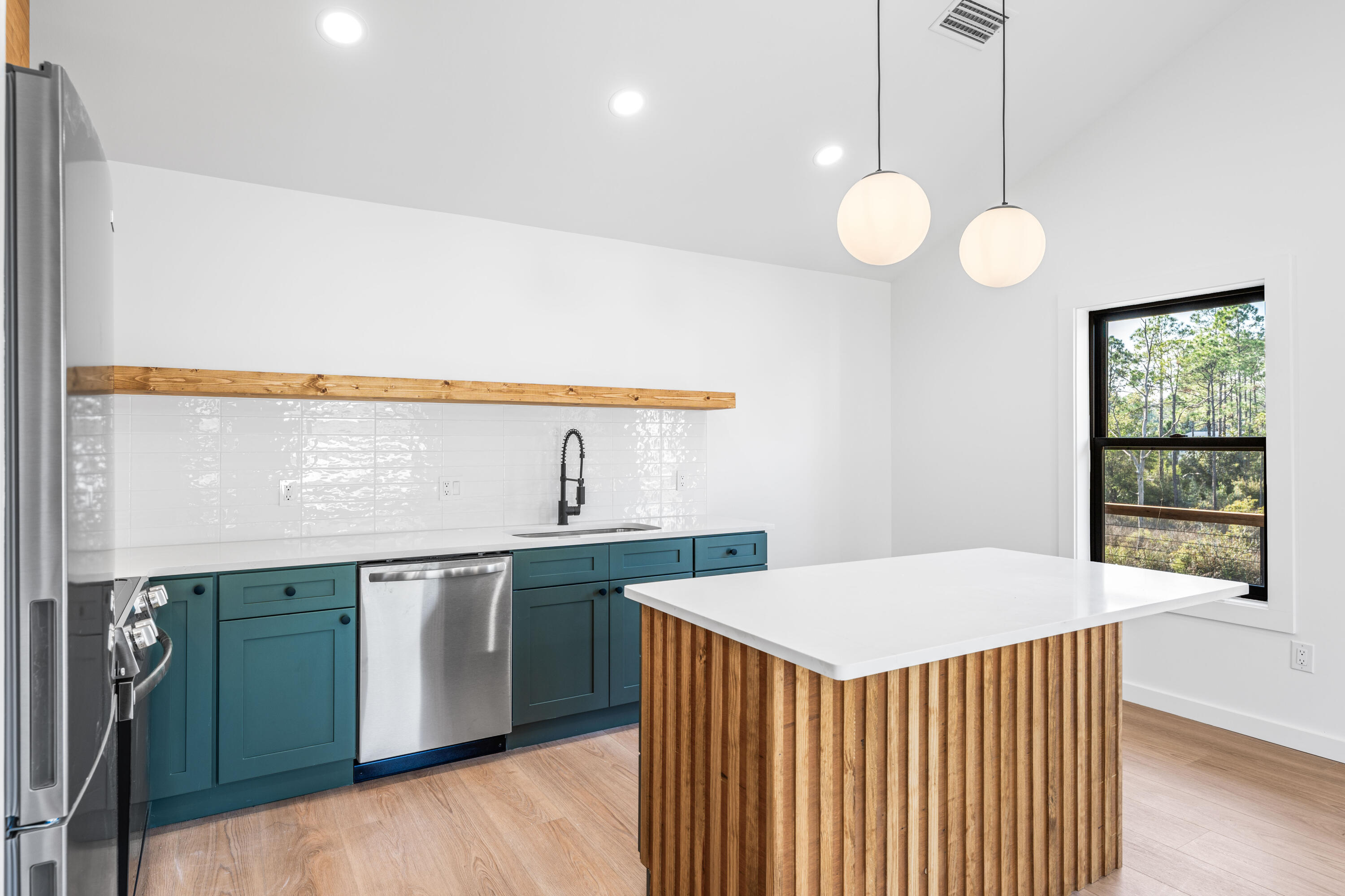 1317 N Co Highway 393