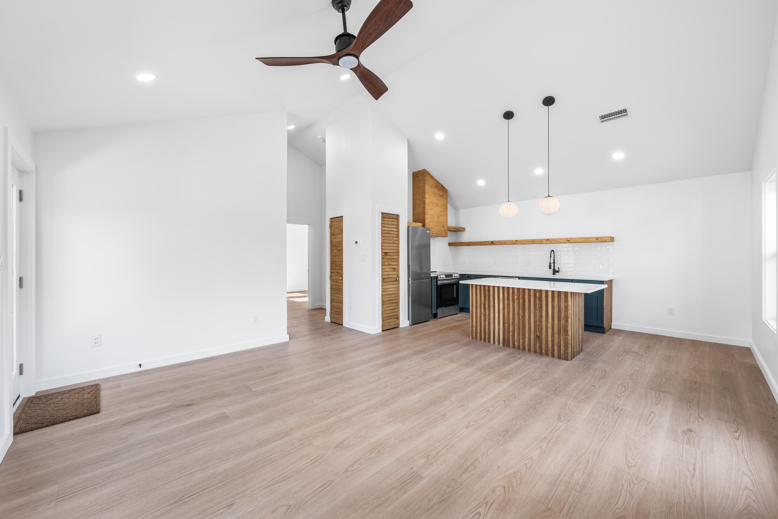 1317 N Co Highway 393