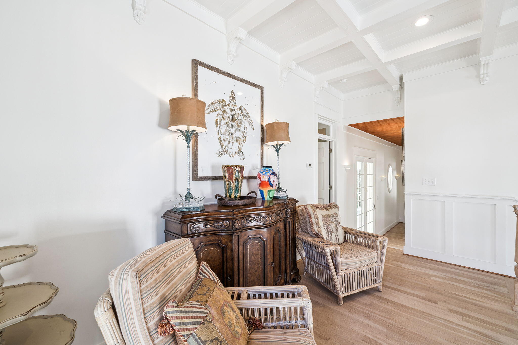 152 White Cliffs Boulevard