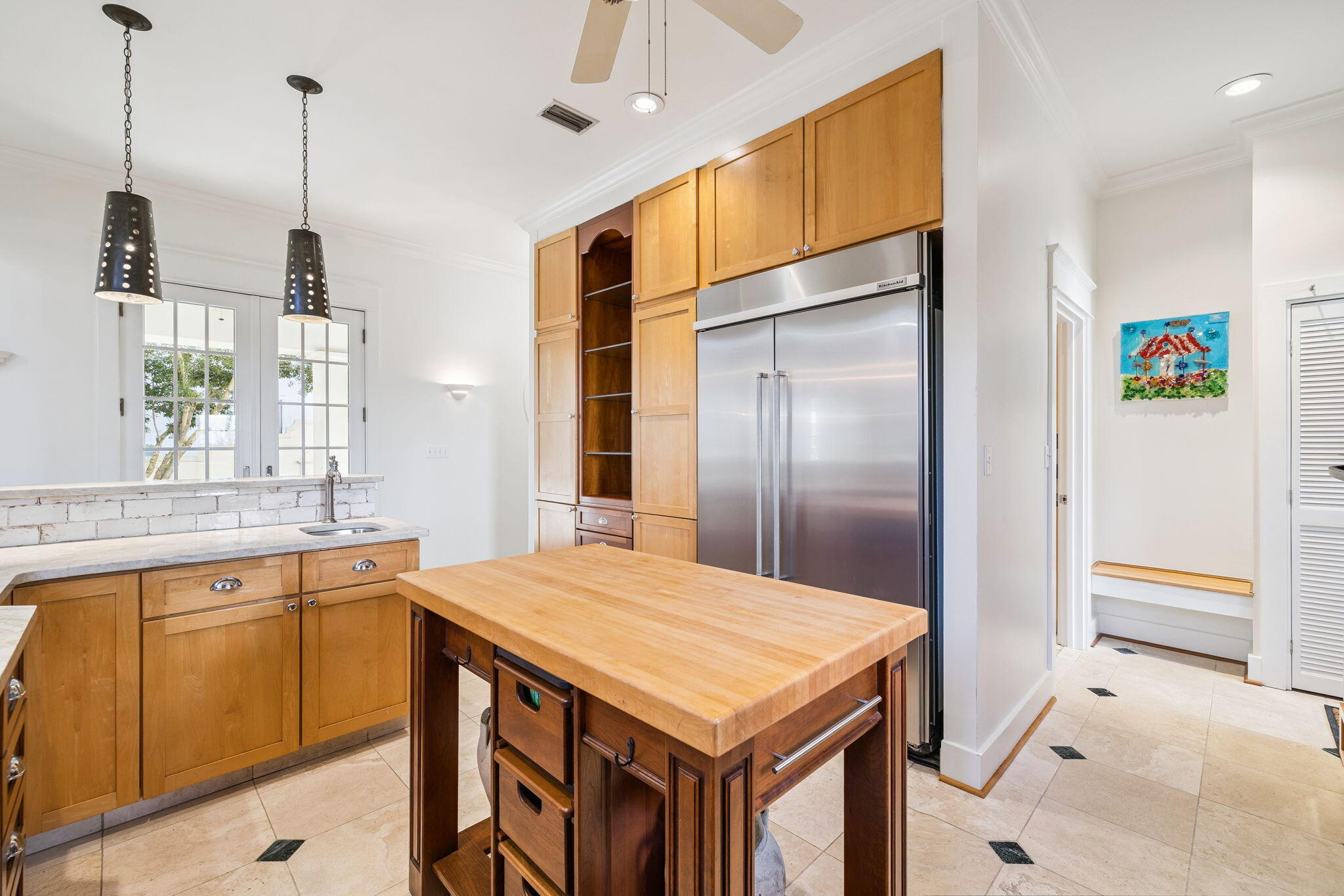 152 White Cliffs Boulevard