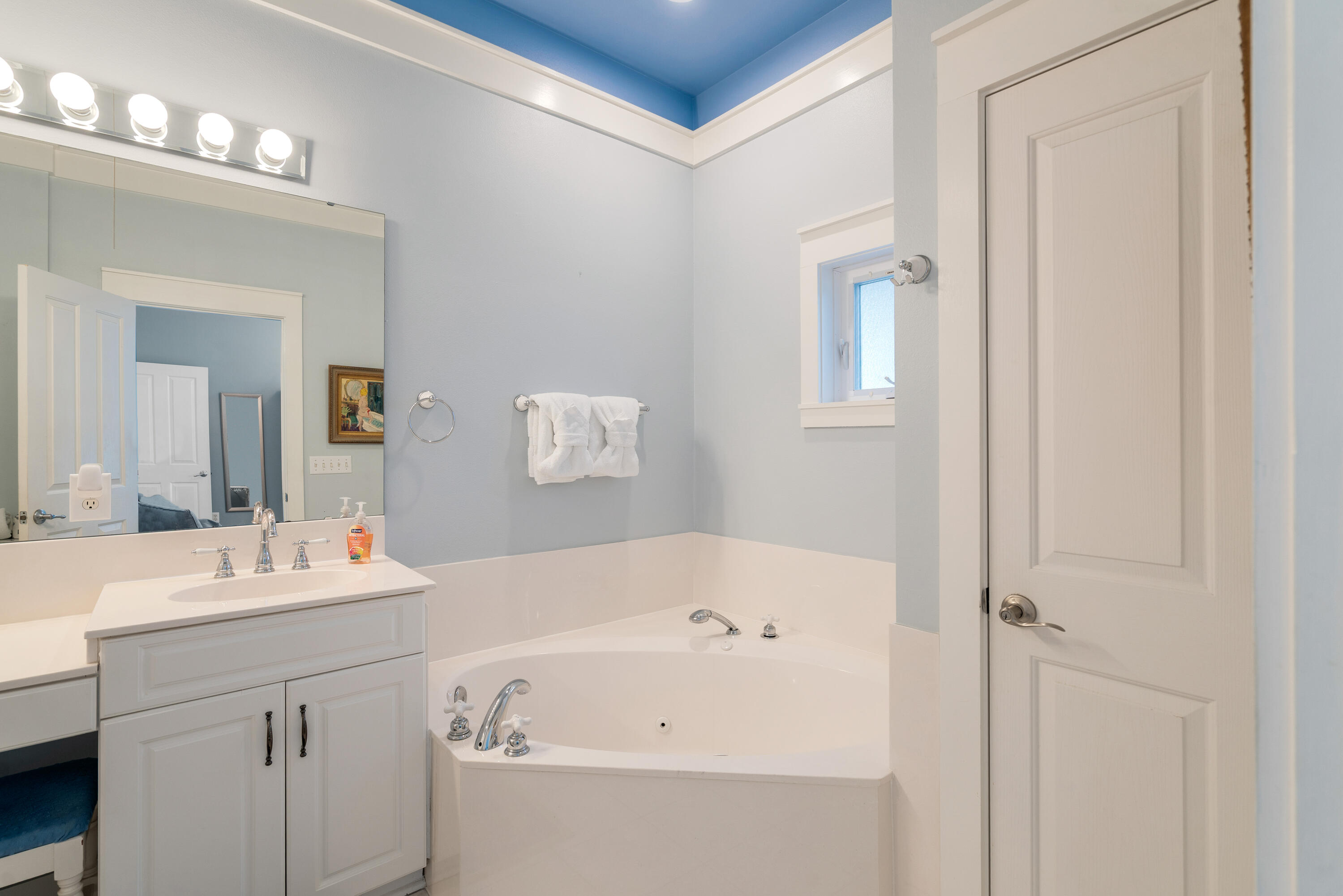 10 Boardwalk Lane Lane