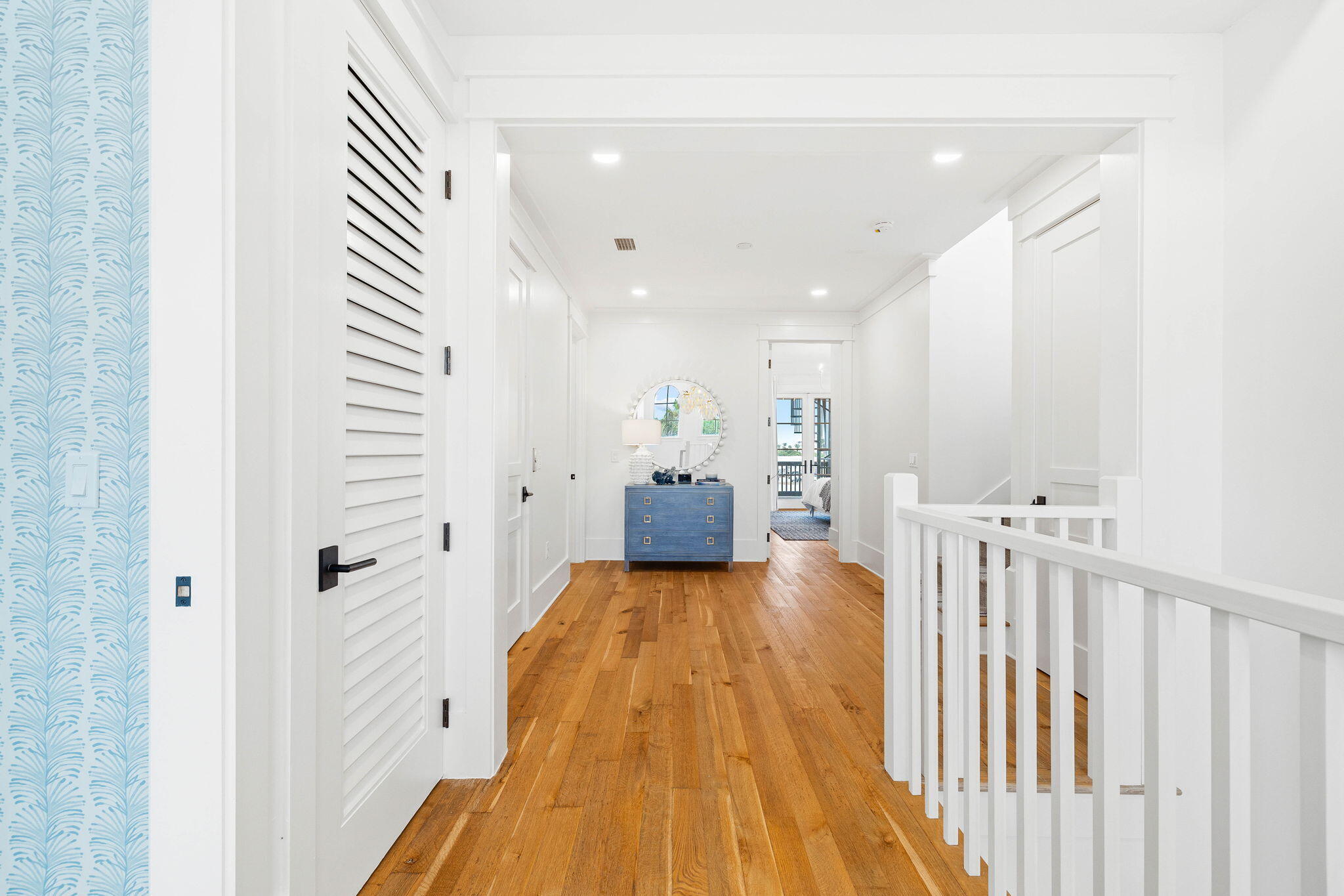 48 Paradise By The Sea Boulevard