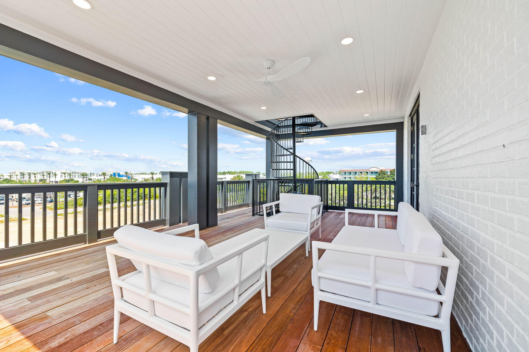 48 Paradise By The Sea Boulevard