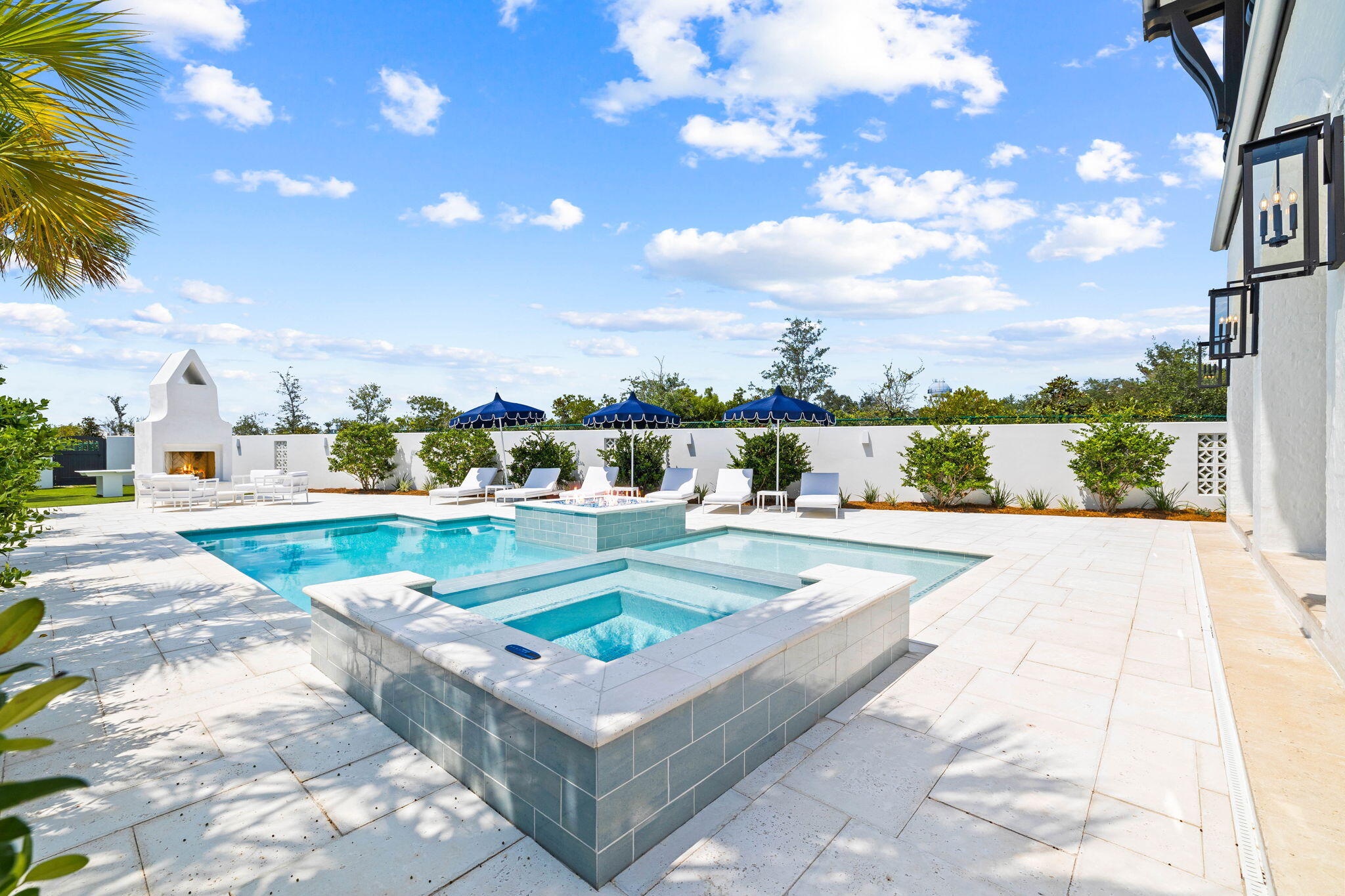 48 Paradise By The Sea Boulevard