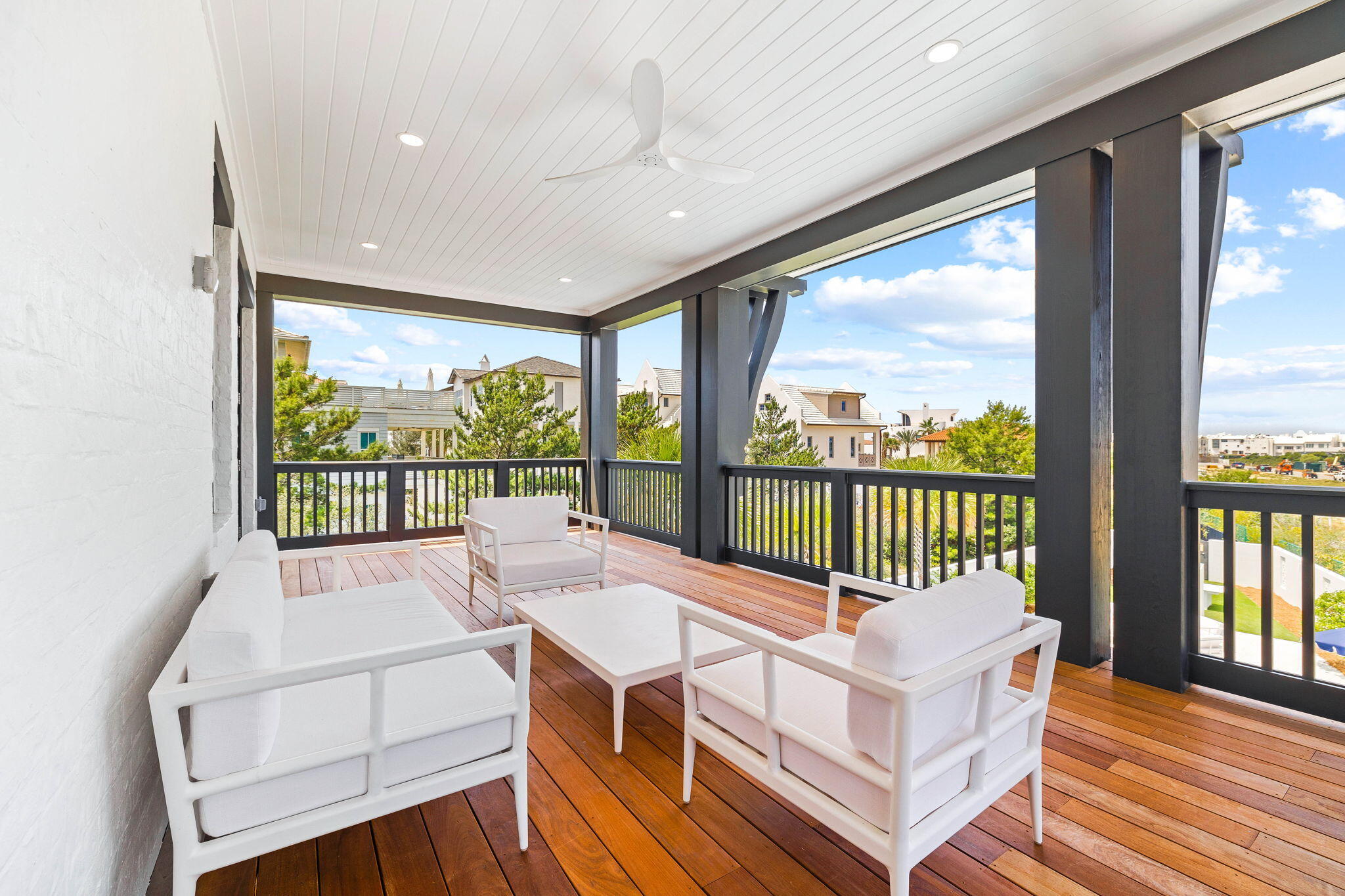 48 Paradise By The Sea Boulevard