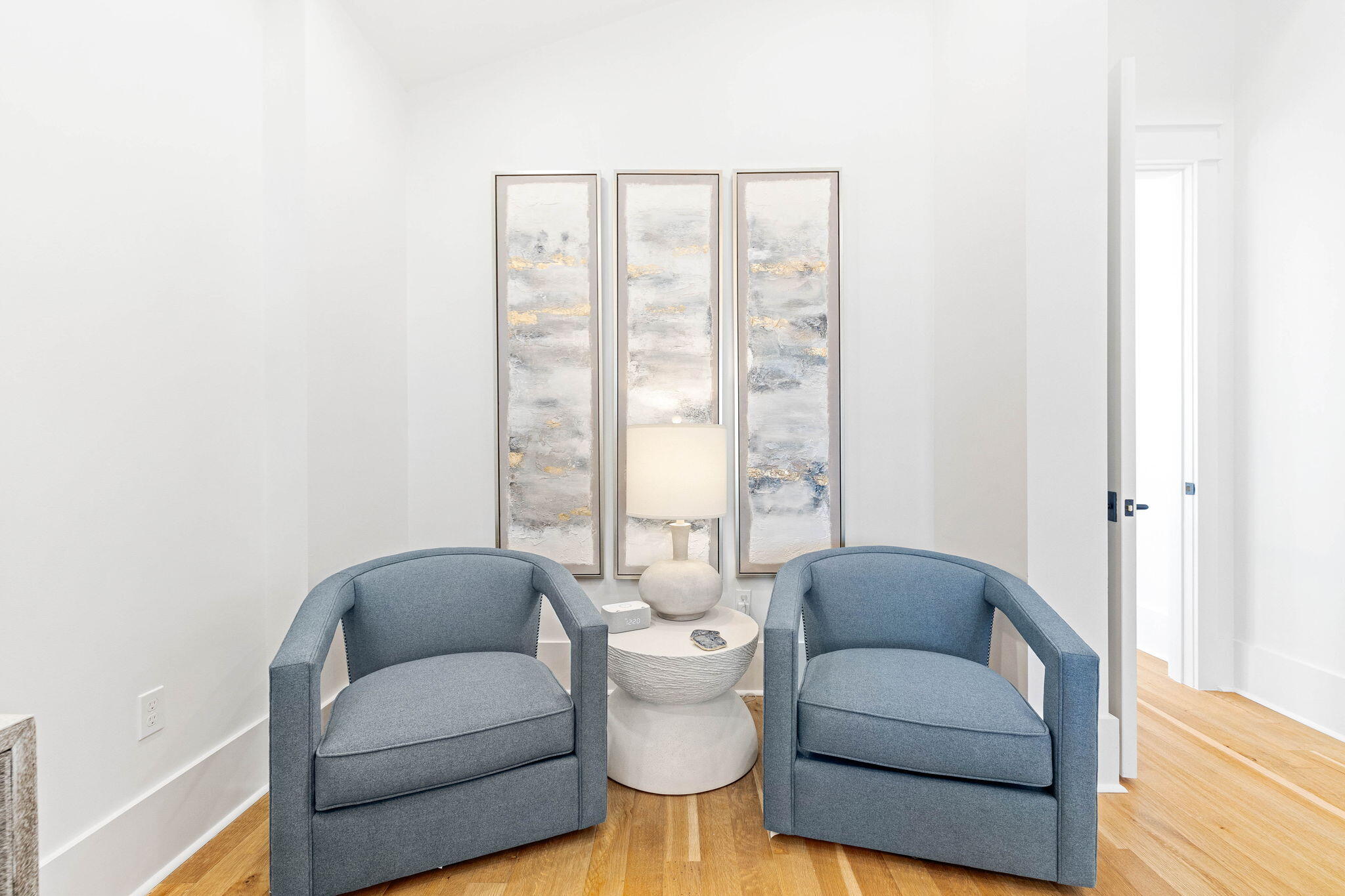 48 Paradise By The Sea Boulevard