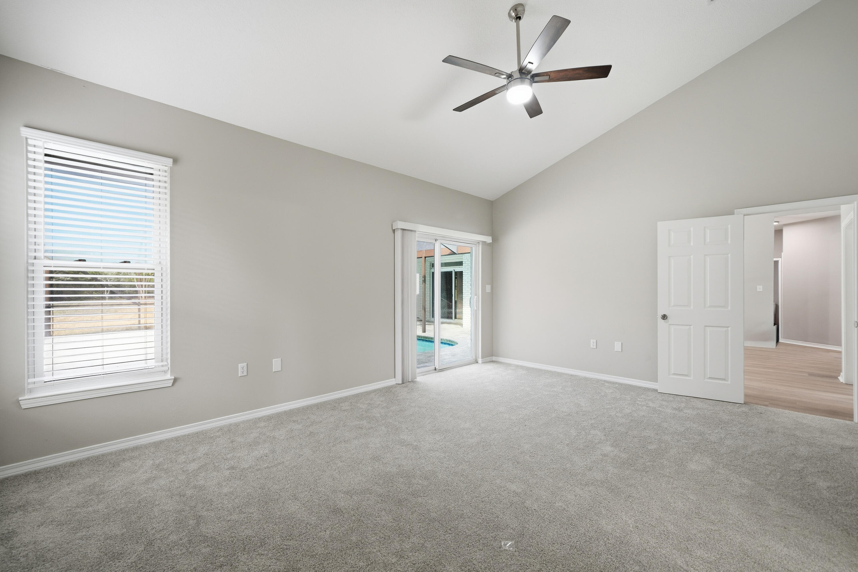 6814 Tidewater Drive