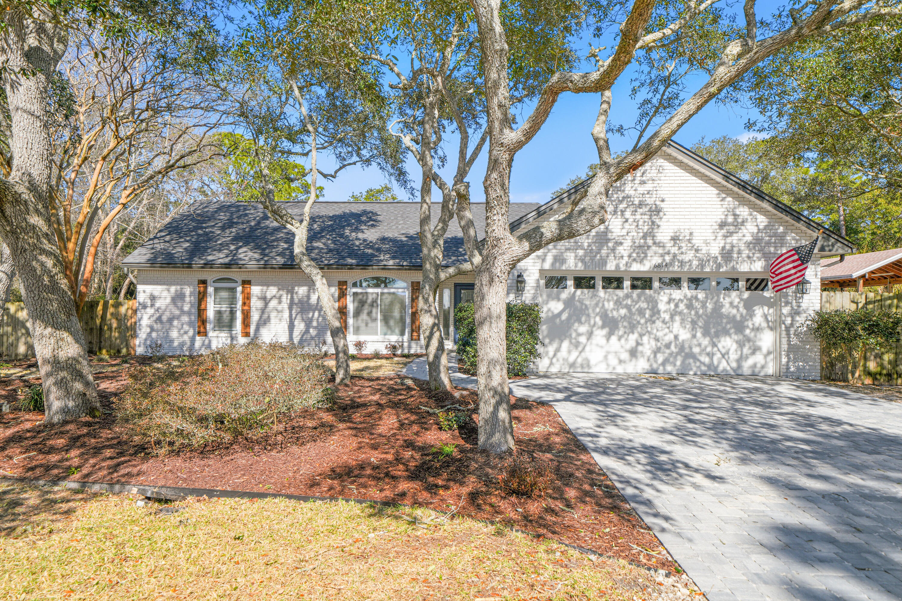 6814 Tidewater Drive