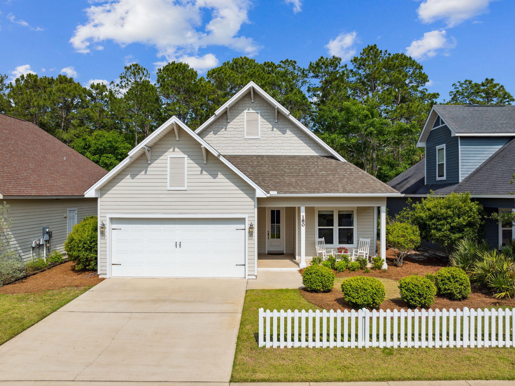180 Blakely Drew Boulevard